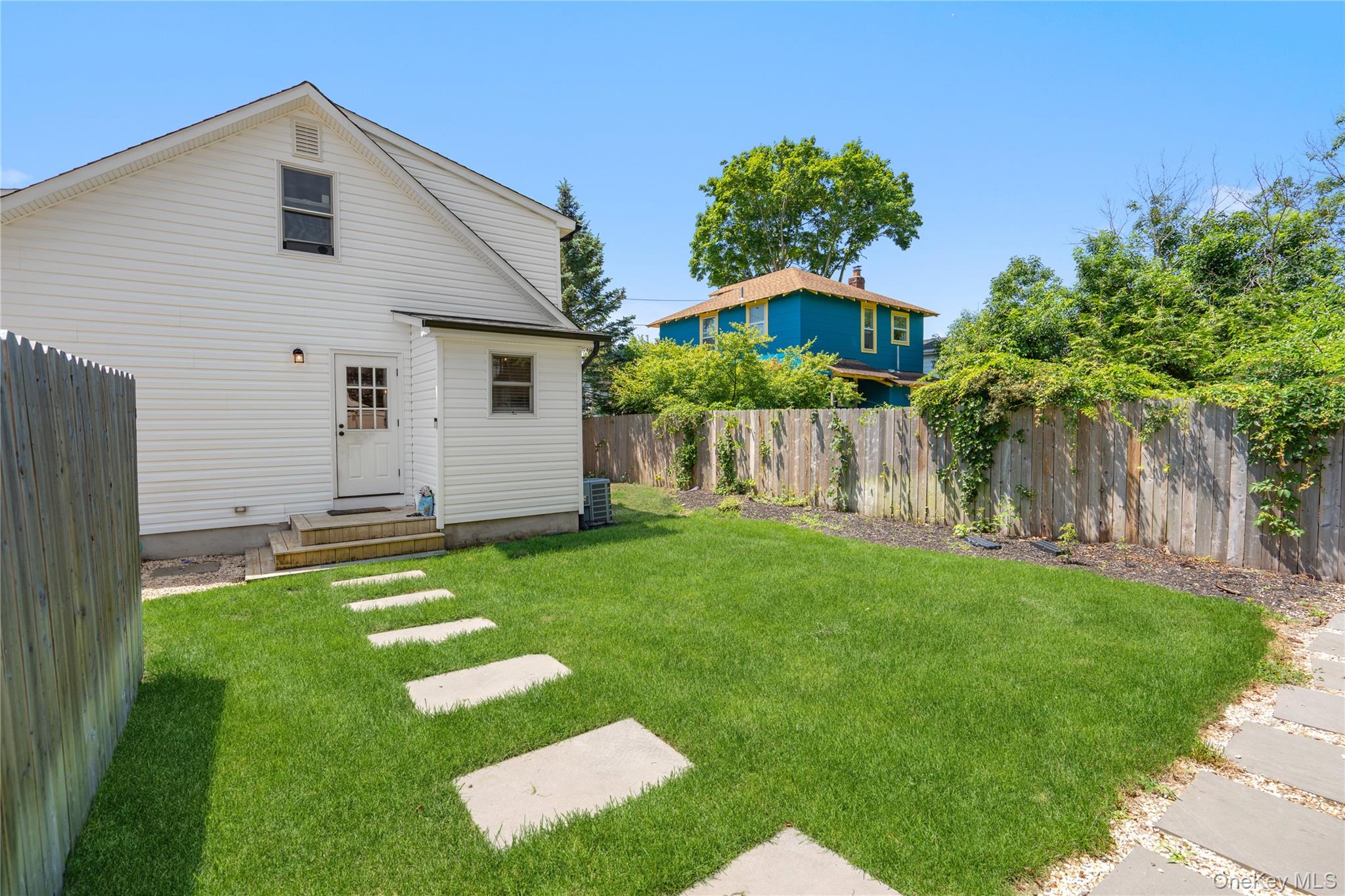 55 Cleveland Street — photo 31