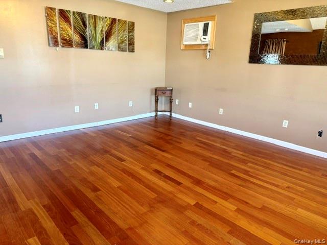 1424 Cross Bay Boulevard — photo 5