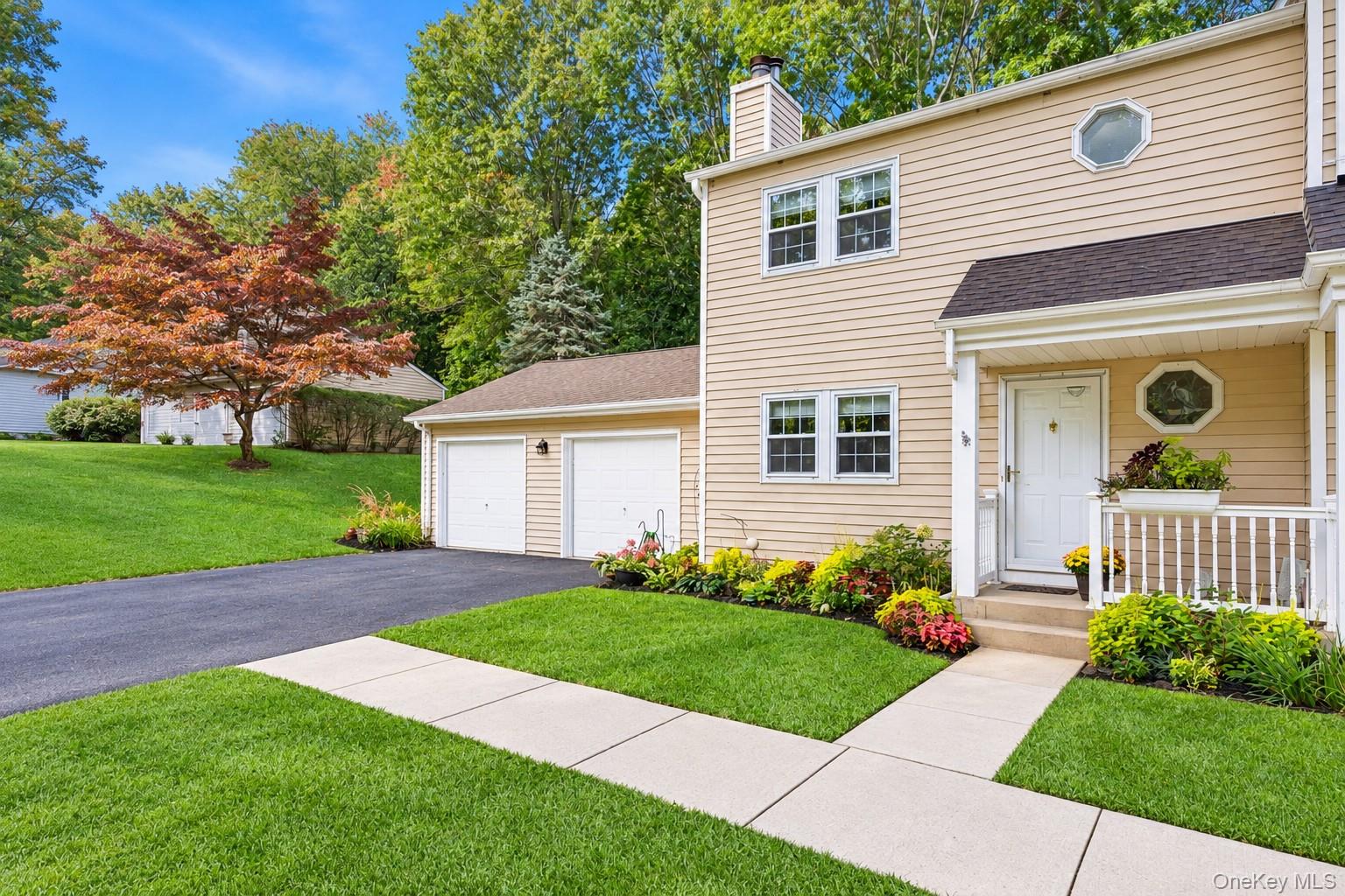 24 Huntington Commons