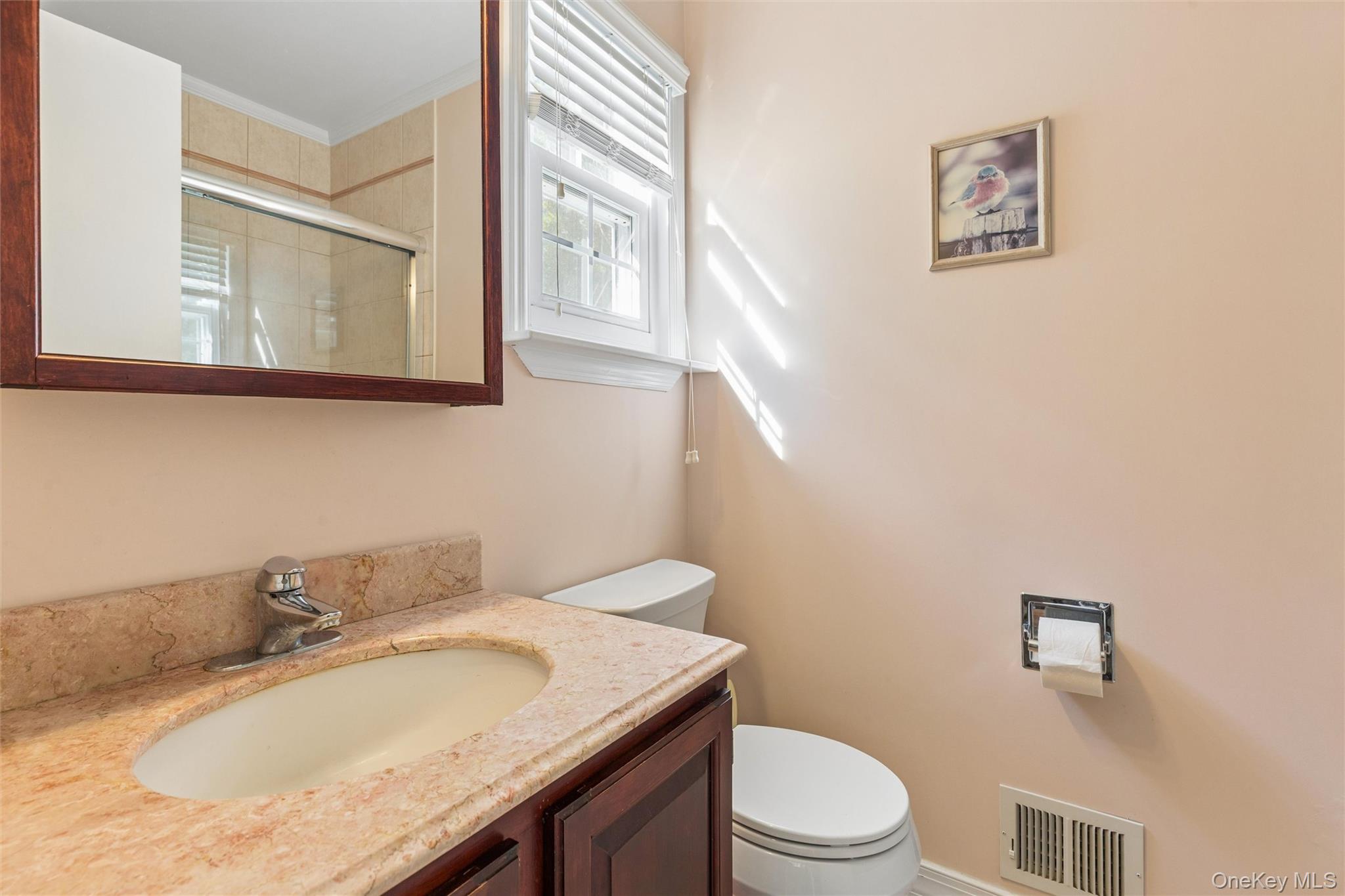24 Huntington Commons — photo 14