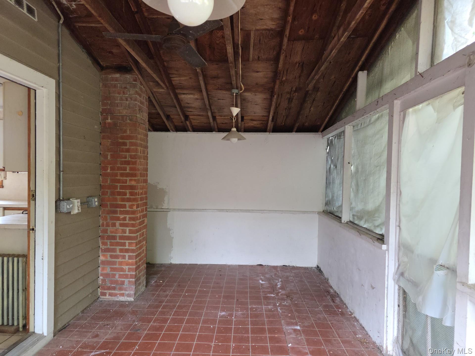 405 High Street — photo 16