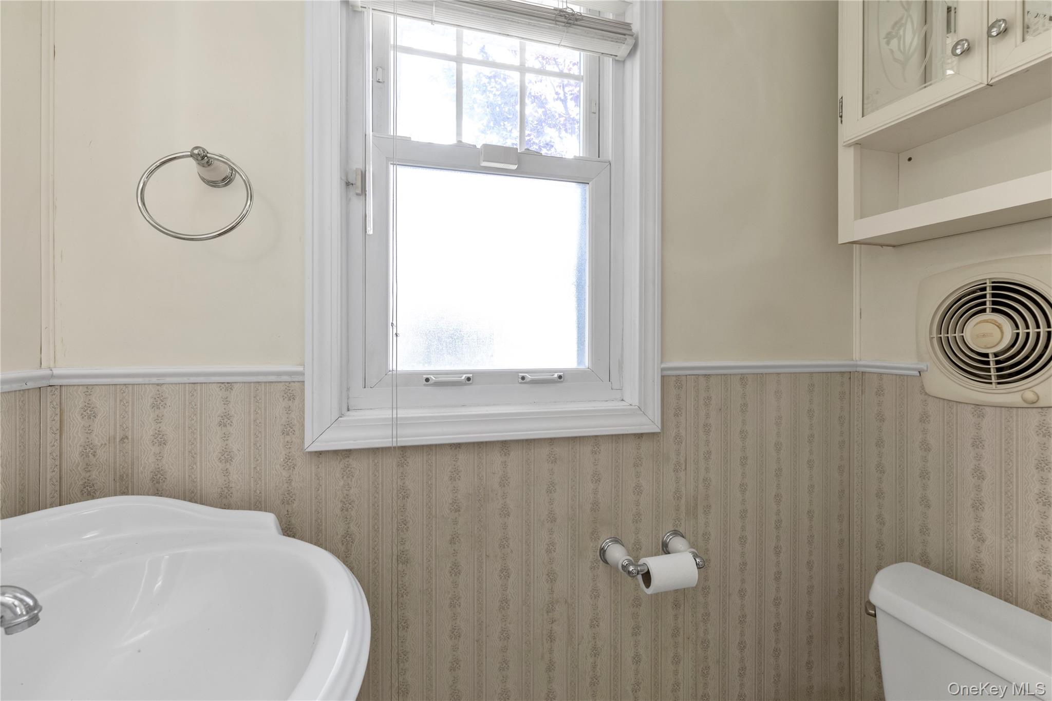 63 Oak Street — photo 8