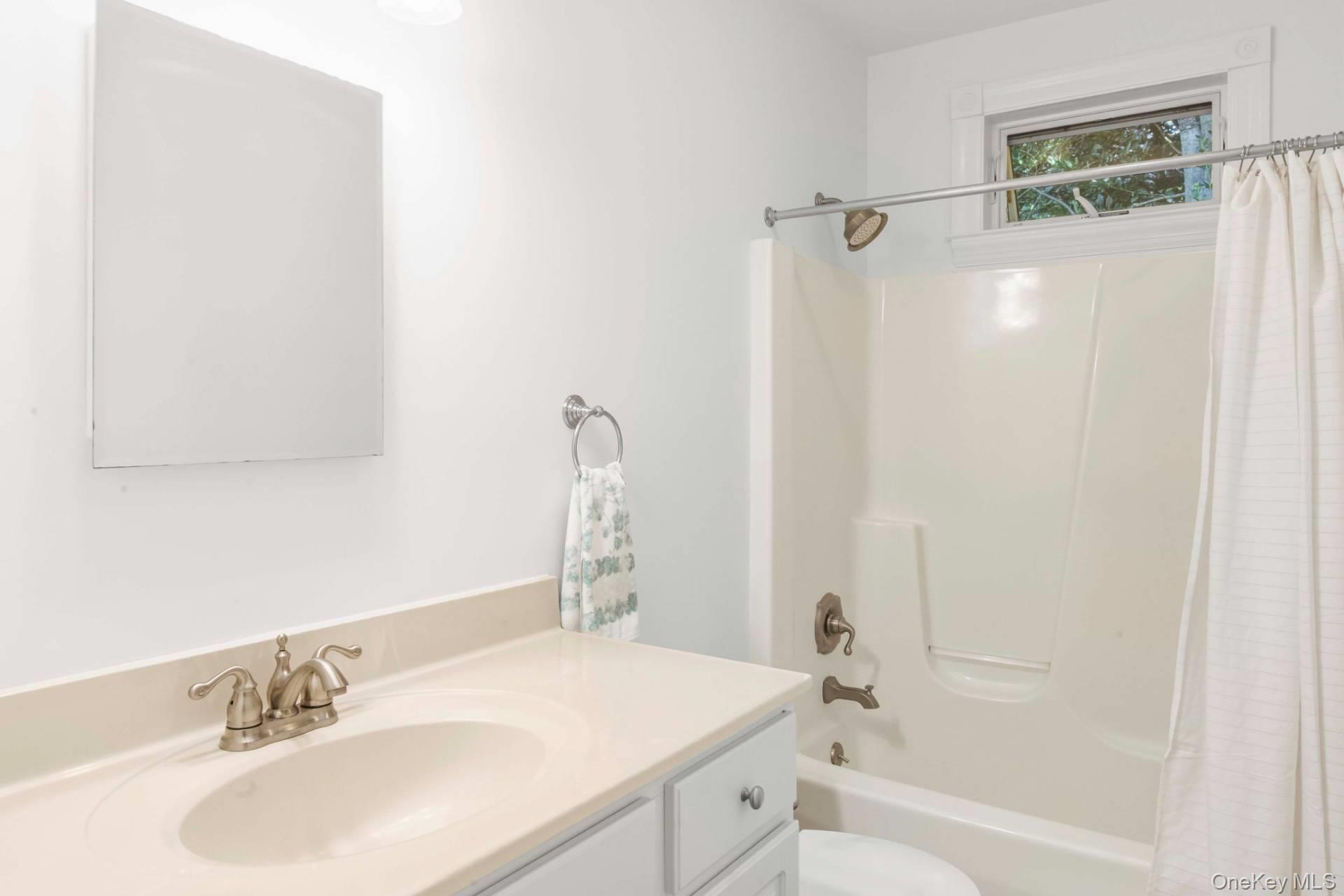 235 Norfolk Drive — photo 11