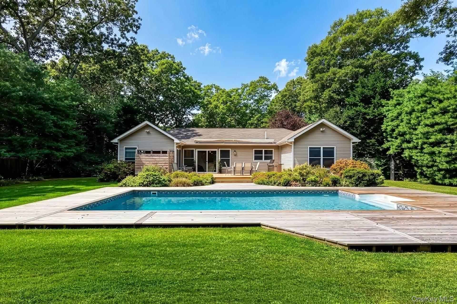 235 Norfolk Drive, East Hampton