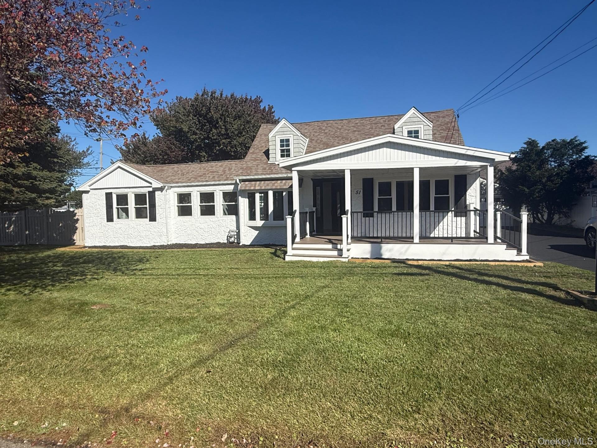 51 Tameling Avenue, Babylon