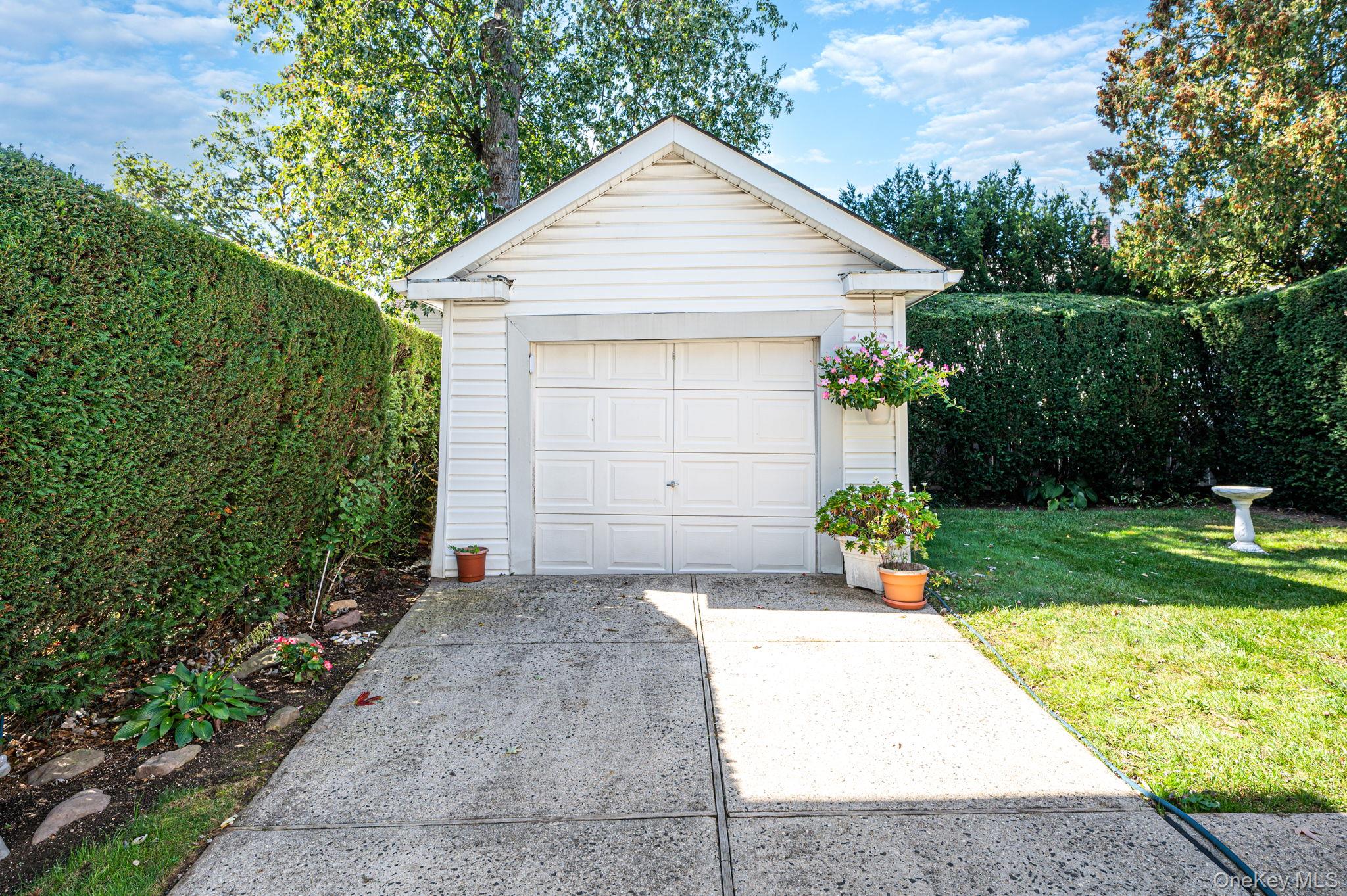 116 Hawthorne Avenue — photo 23