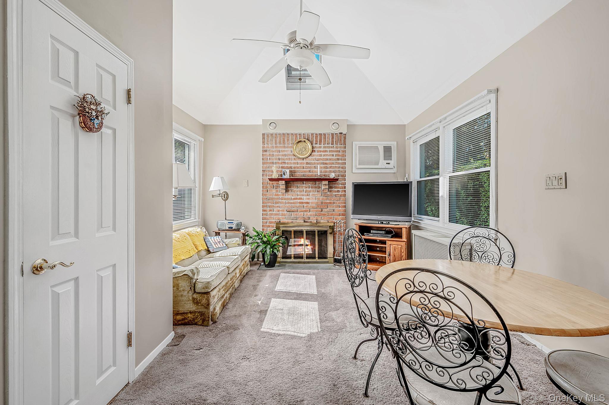 116 Hawthorne Avenue — photo 4