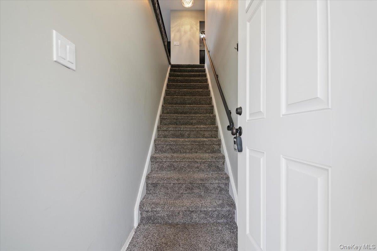 80 Fairview Circle — photo 2