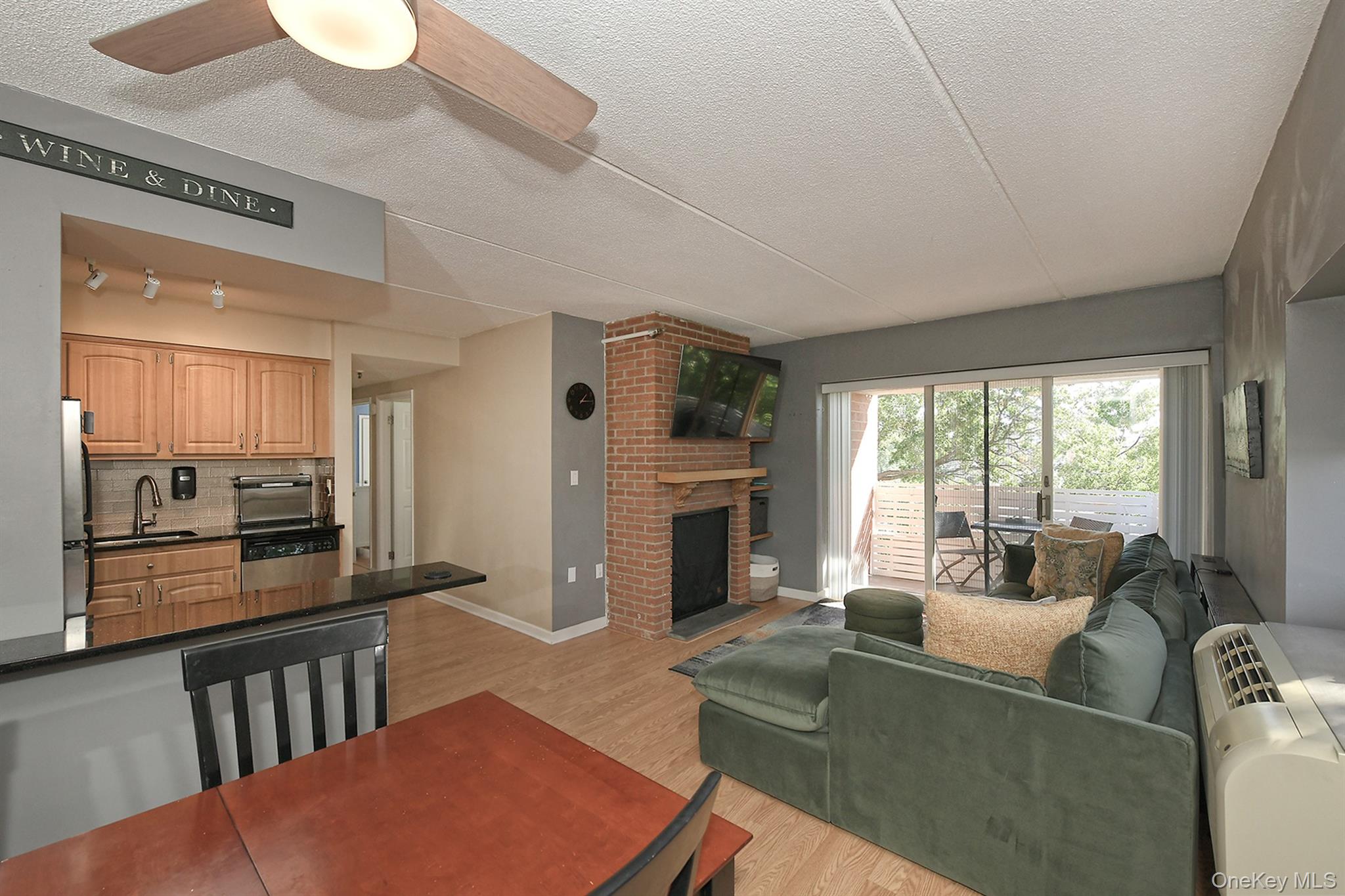 205 Mineola Boulevard #5I — photo 17