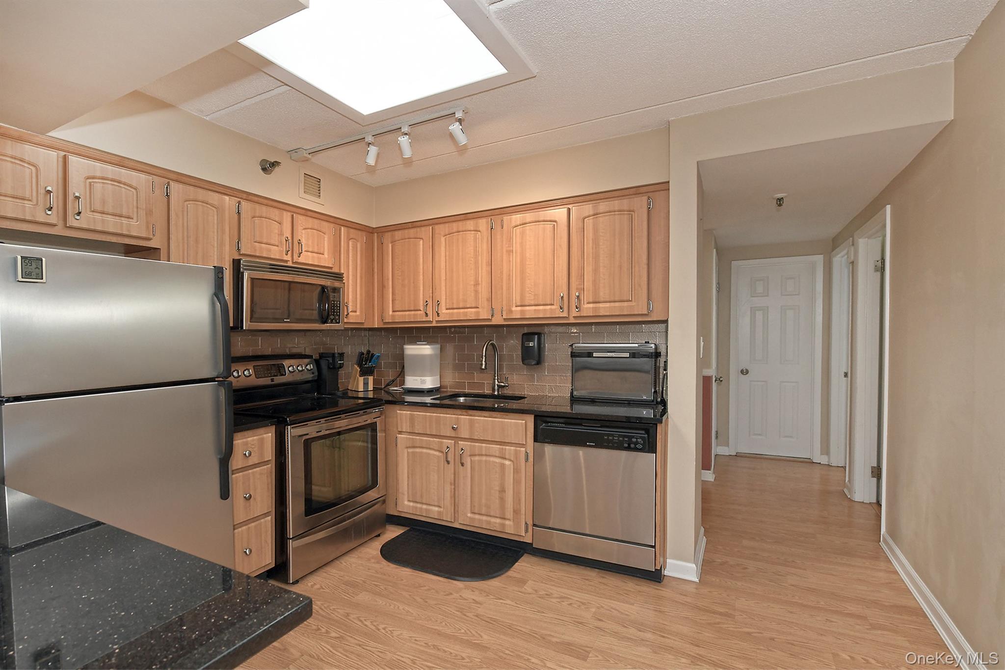 205 Mineola Boulevard #5I — photo 20