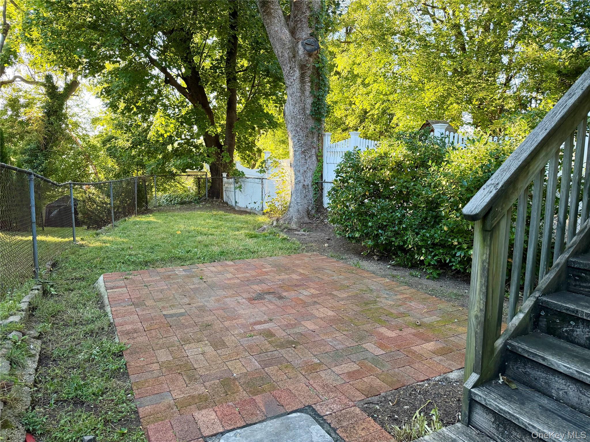 92 School Street — photo 13