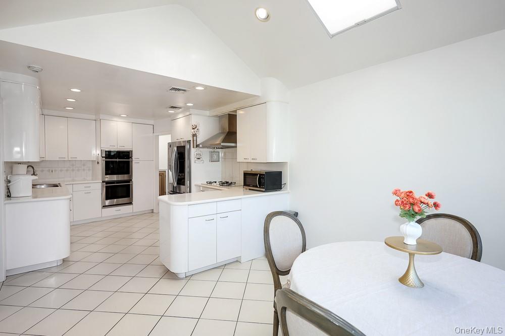 15 Yates Lane — photo 11