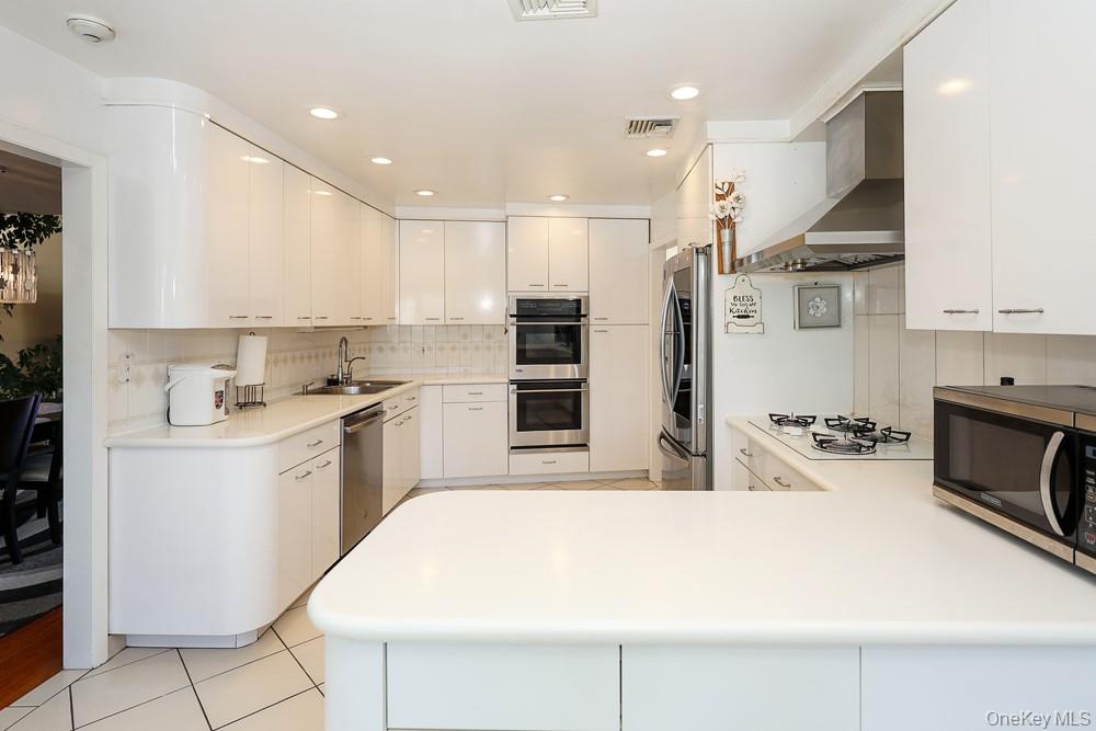 15 Yates Lane — photo 14