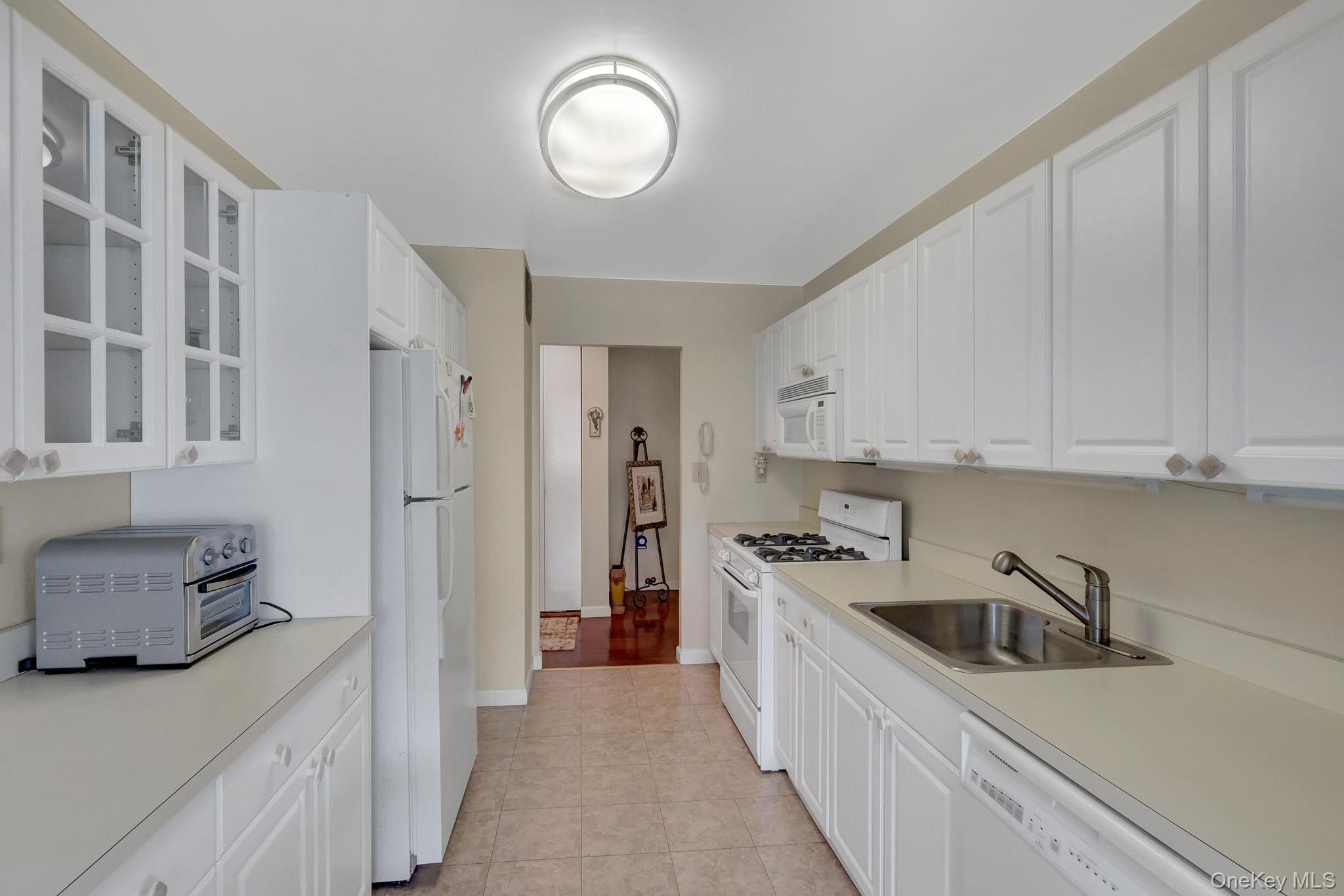 700 Shore Road #4K — photo 8