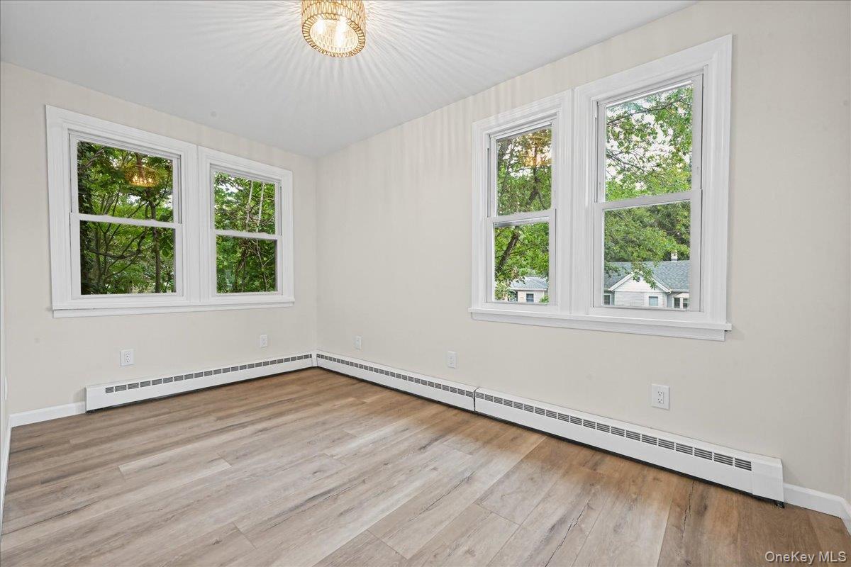 14 Corona Road — photo 12