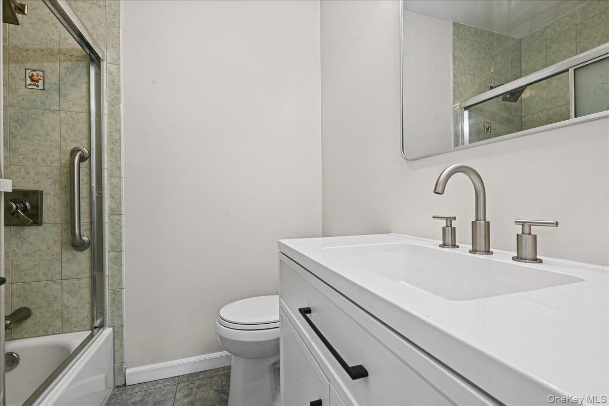 14 Corona Road — photo 18