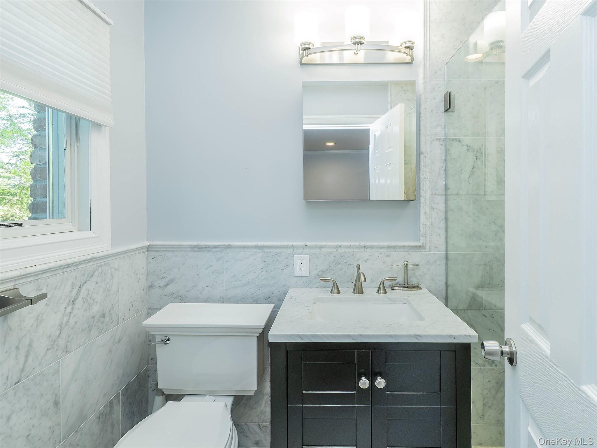 752 Kensington Court — photo 17