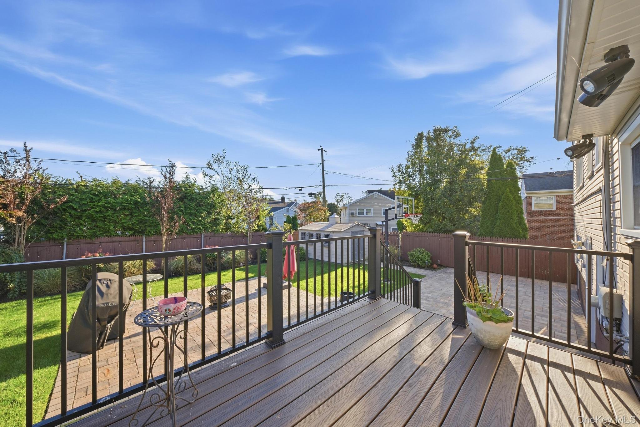 2624 Flower Street — photo 9