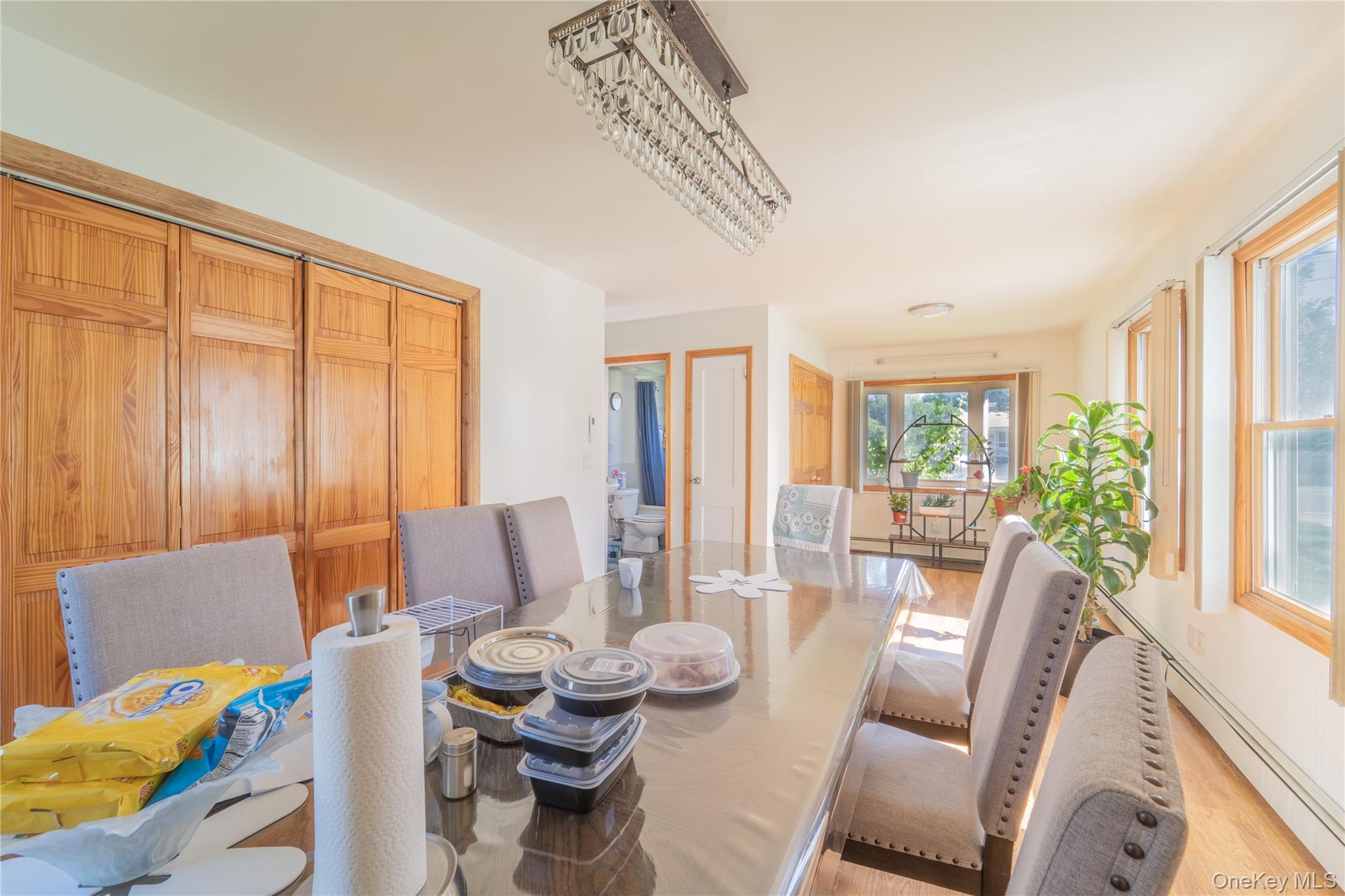 220 Jerusalem Avenue — photo 11