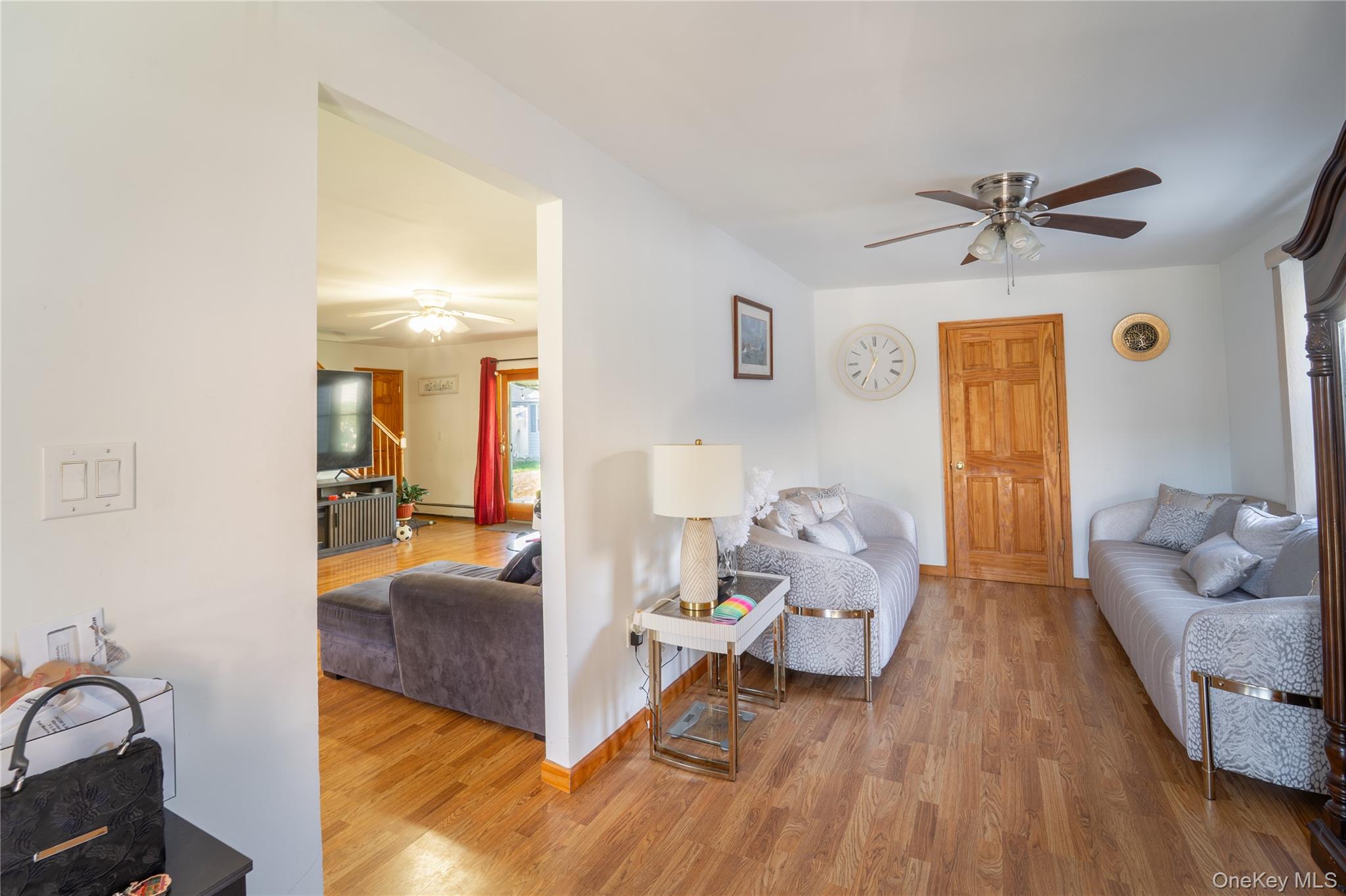 220 Jerusalem Avenue — photo 4