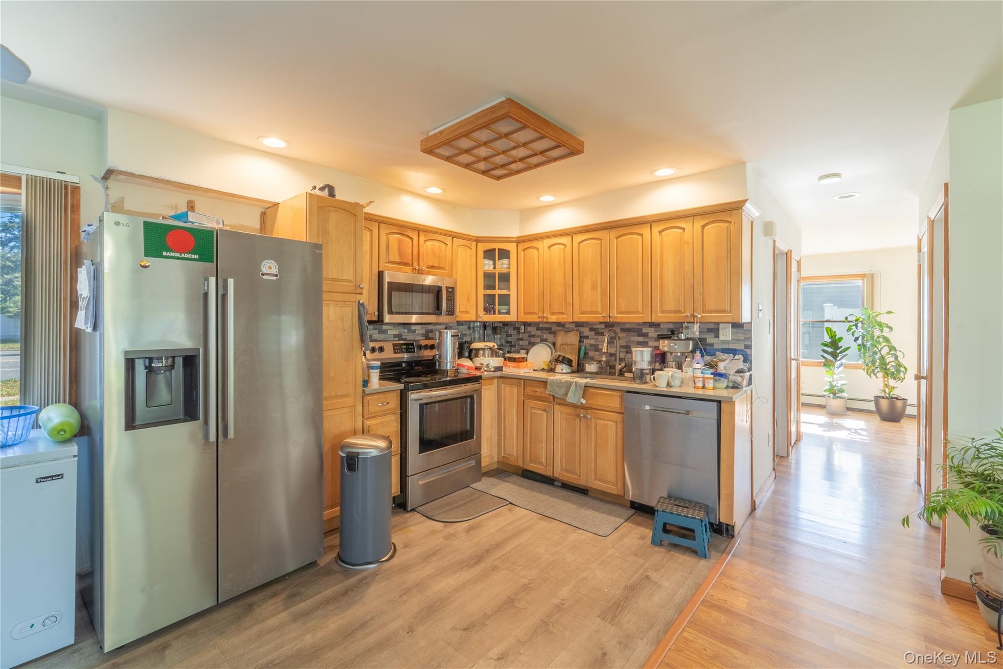 220 Jerusalem Avenue — photo 8