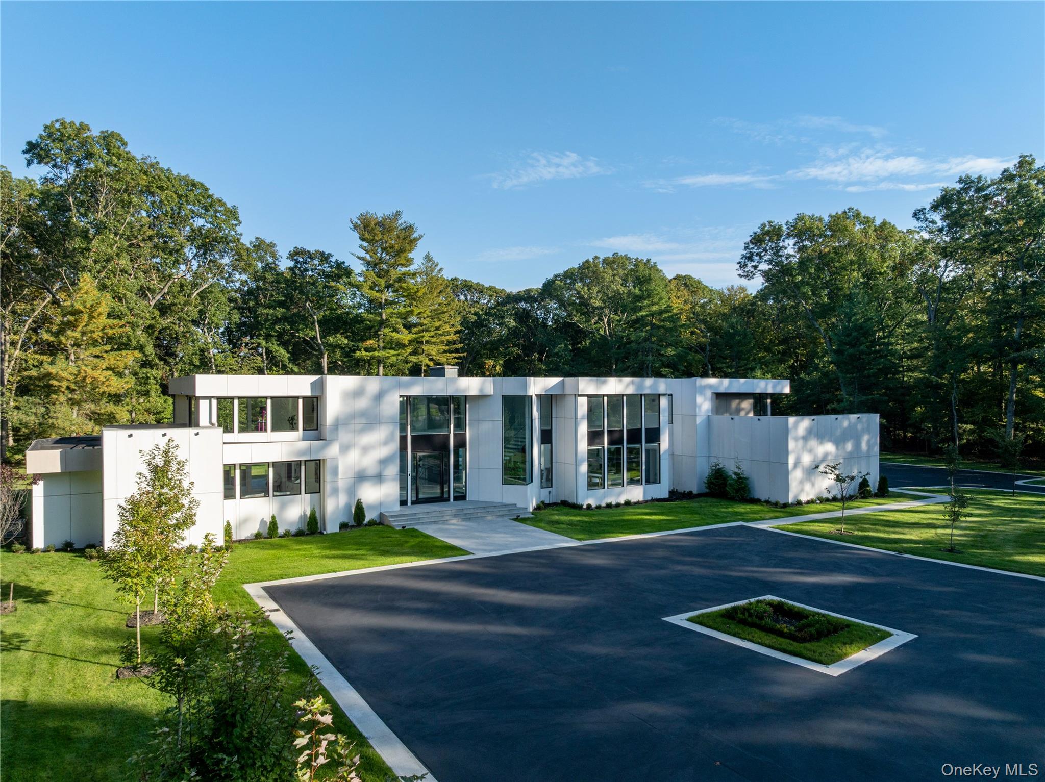 31 Chestnut Hill Drive — photo 2