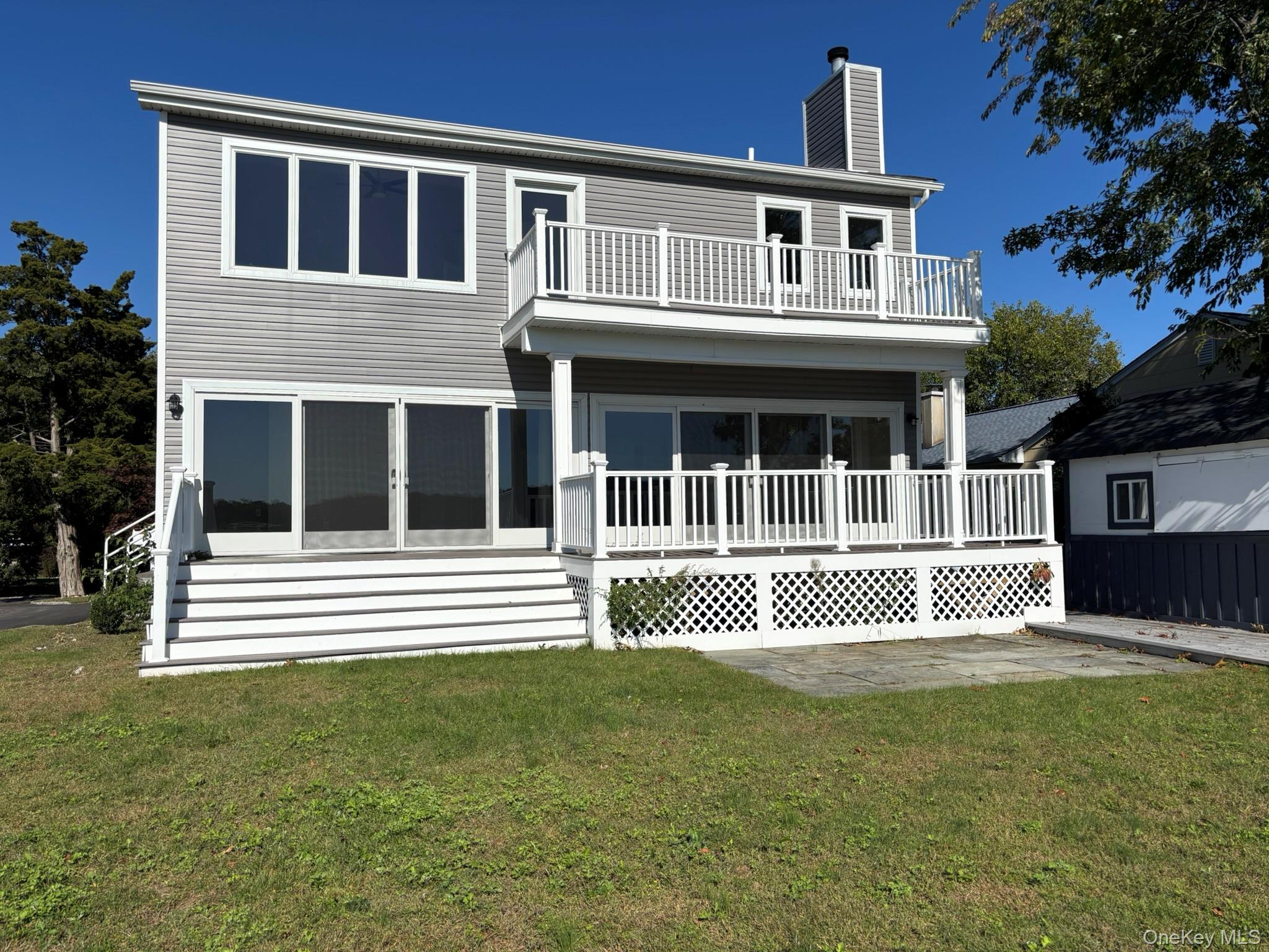 35 adams Avenue — photo 29
