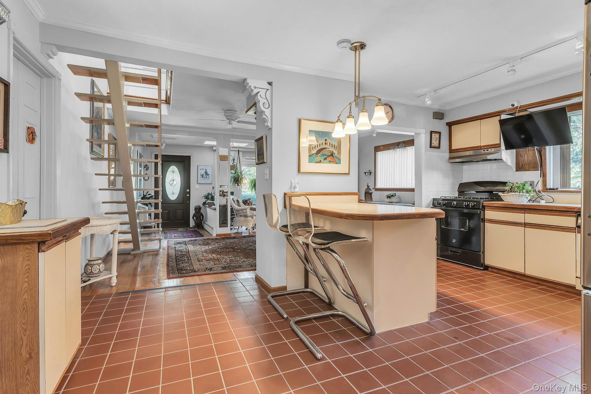 126 Harbor Hill Road — photo 8