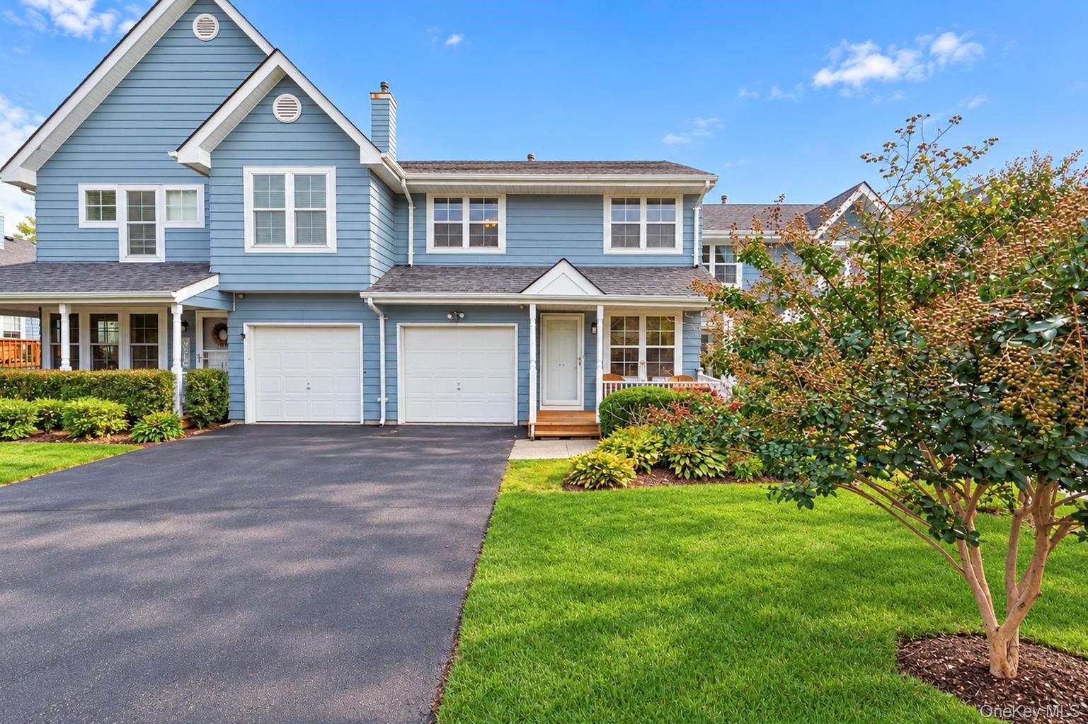 41 Maple Wing Drive, Central Islip