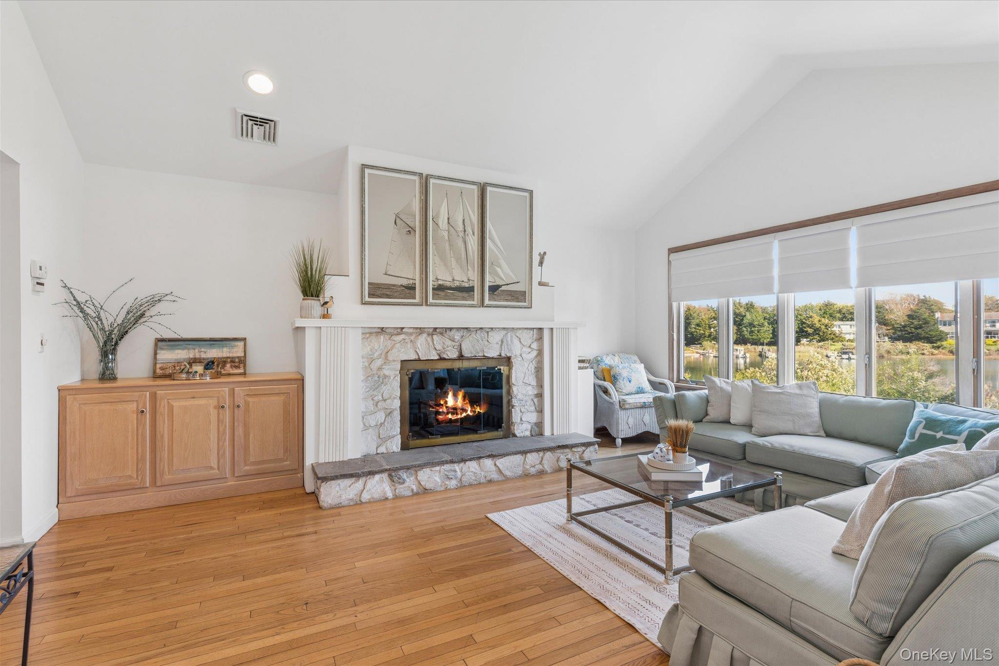 2025 Little Peconic Bay Lane — photo 13