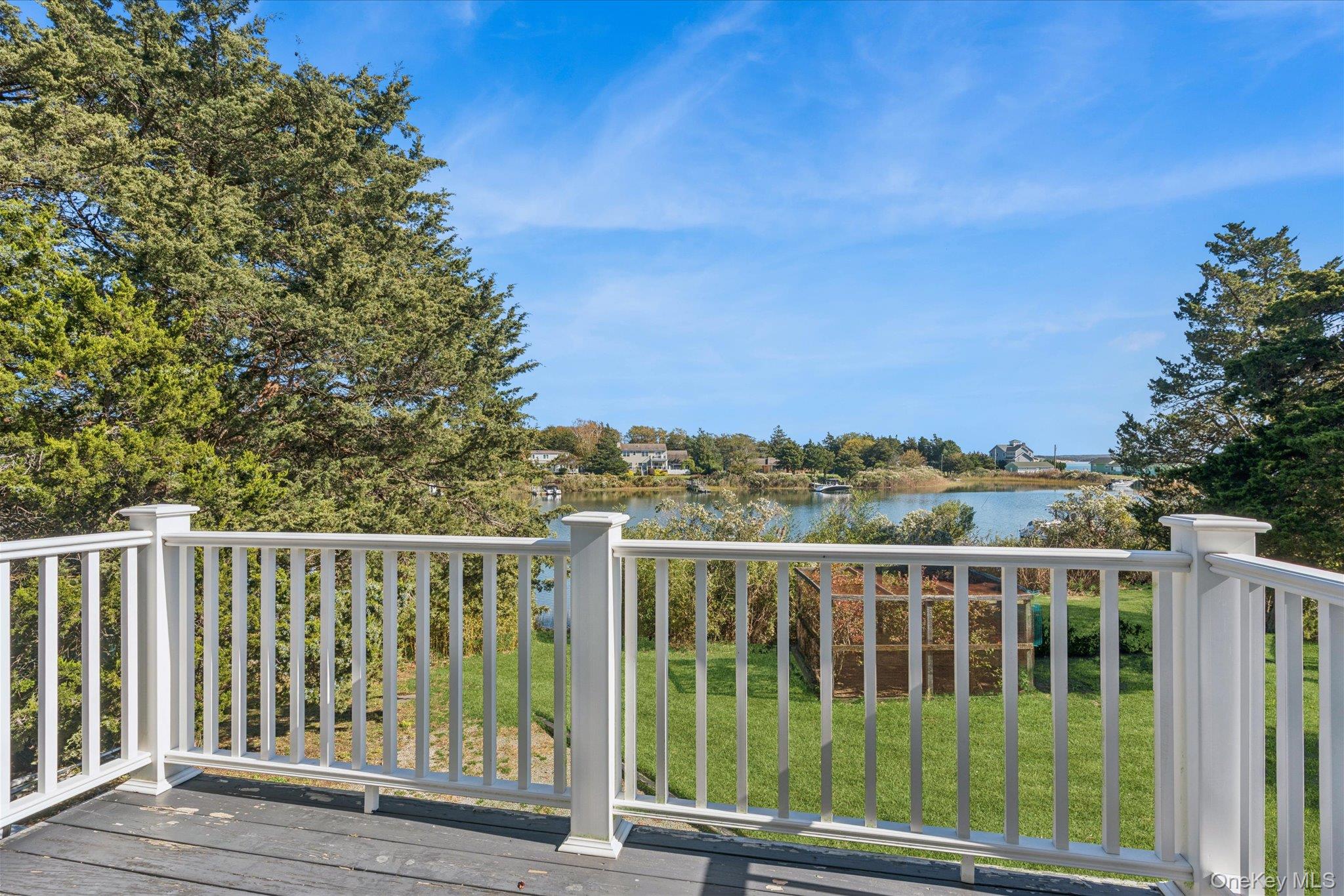2025 Little Peconic Bay Lane — photo 27