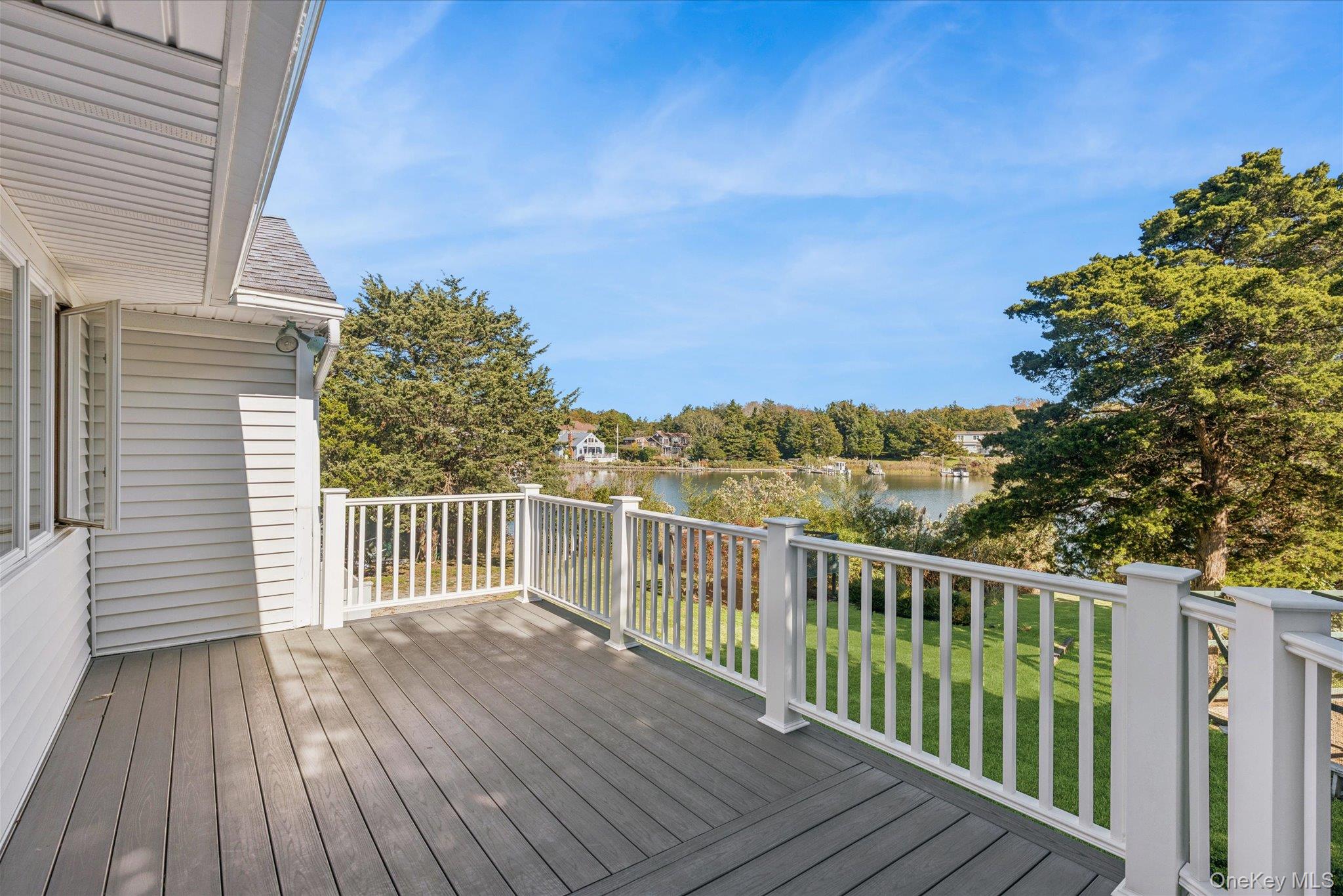 2025 Little Peconic Bay Lane — photo 29