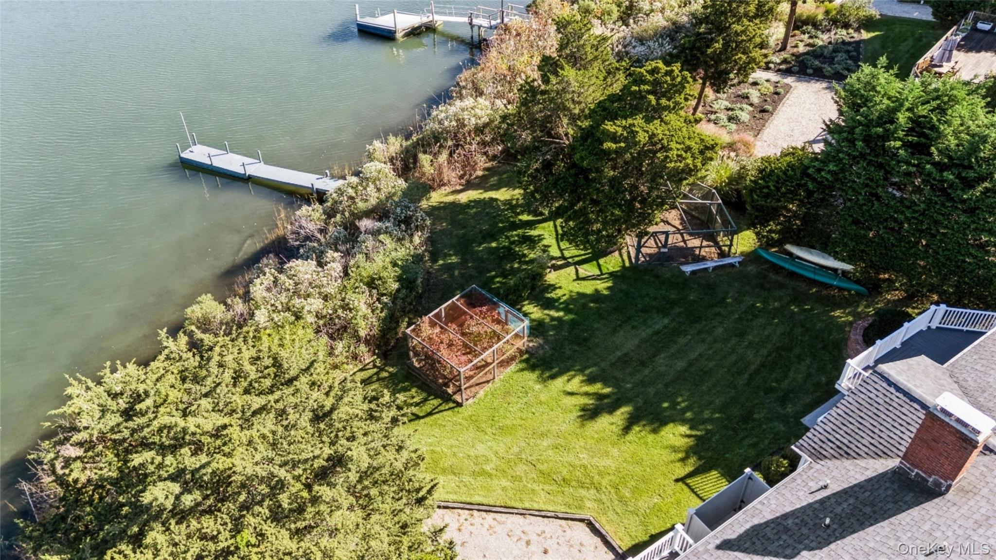 2025 Little Peconic Bay Lane — photo 44