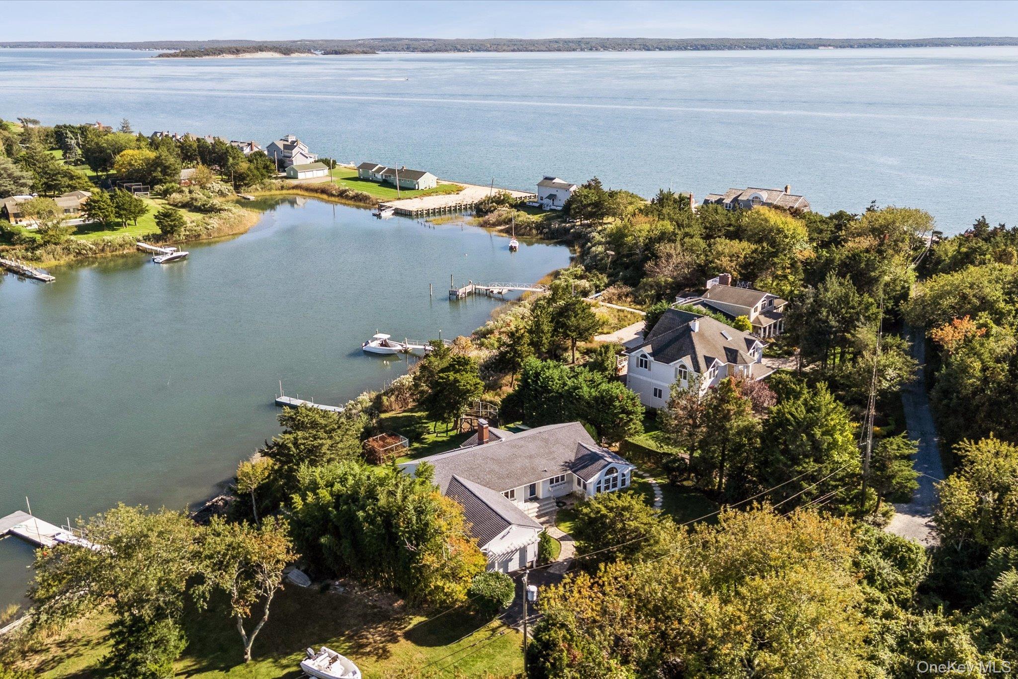 2025 Little Peconic Bay Lane, Southold