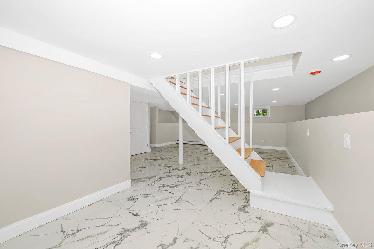 61 Parkway Boulevard — photo 28