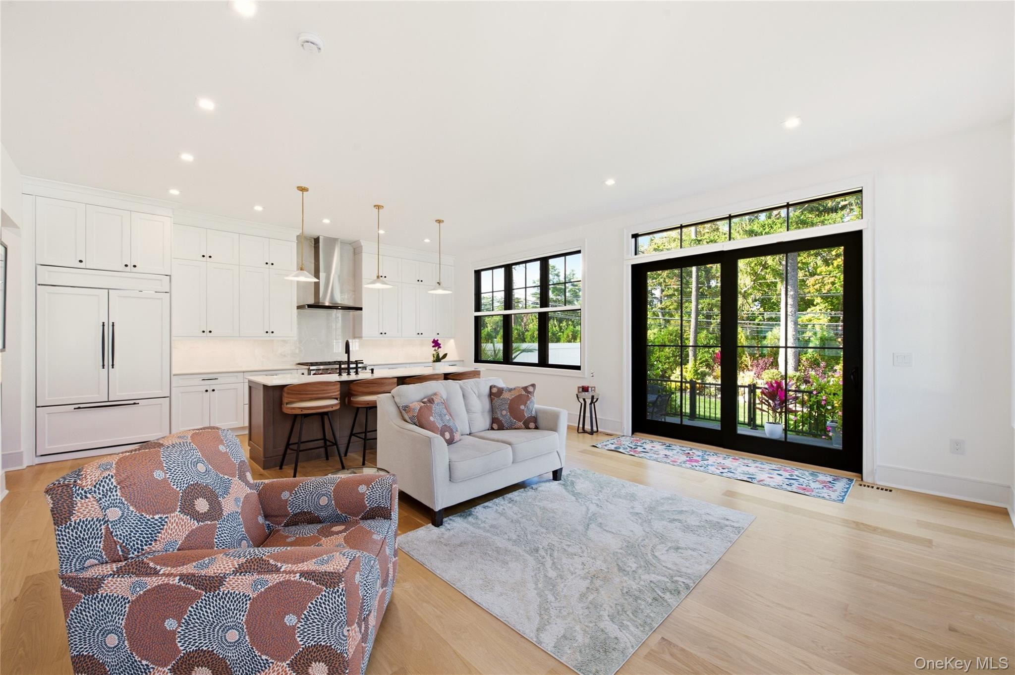 10 Three Ponds Lane — photo 17