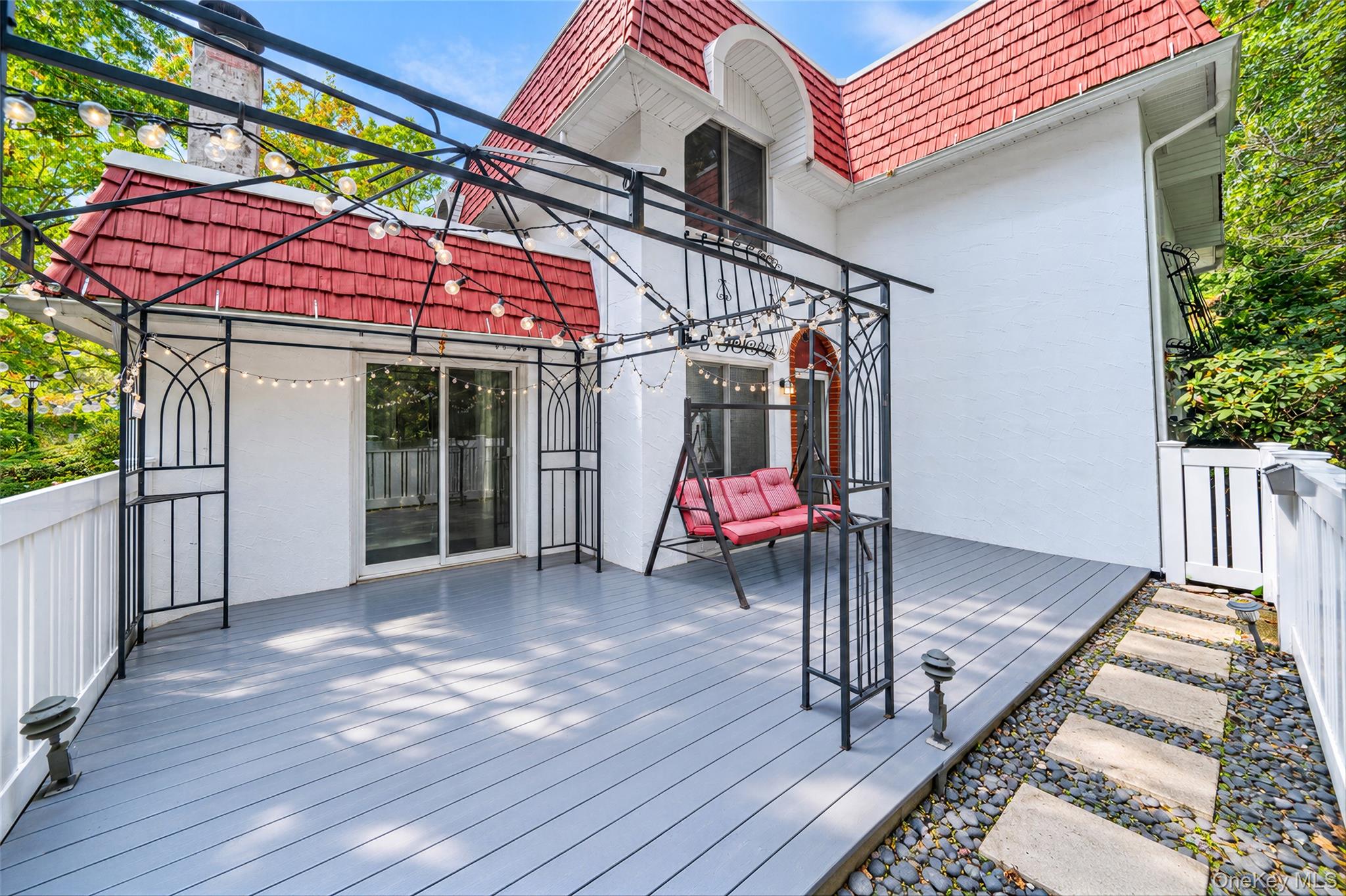 740 Blue Ridge Drive — photo 3