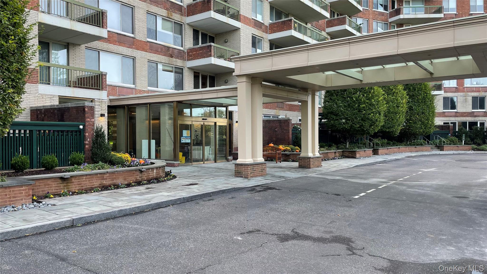 111 Cherry Valley Avenue #702 W — photo 2