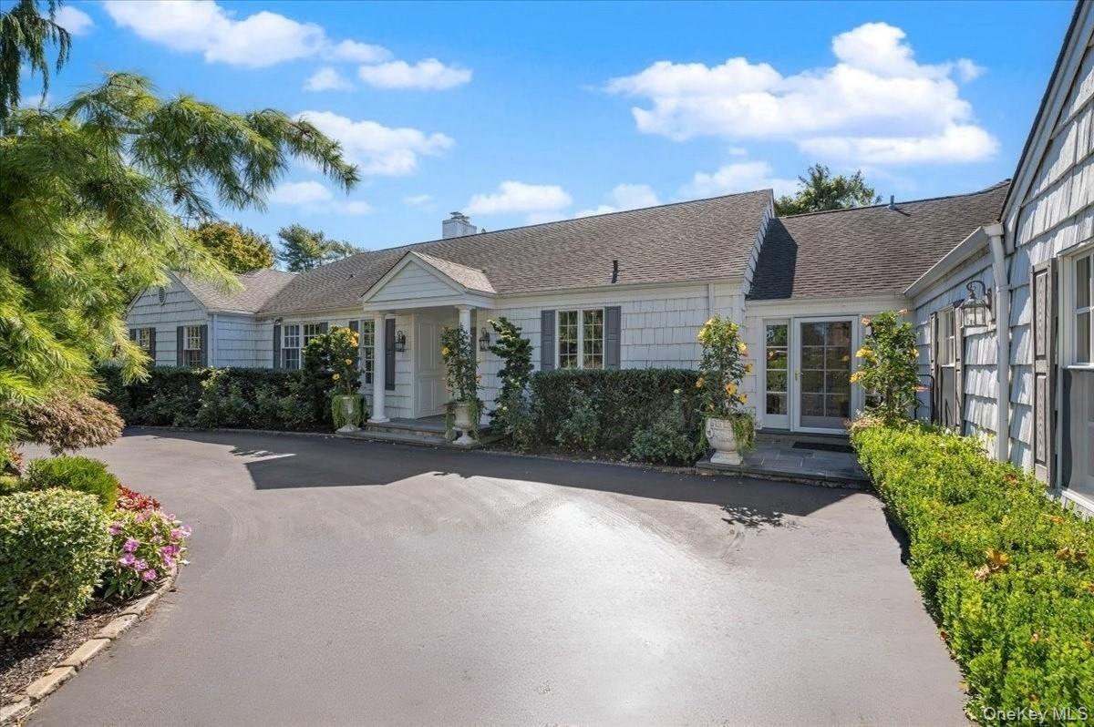 220 Causeway, Lawrence