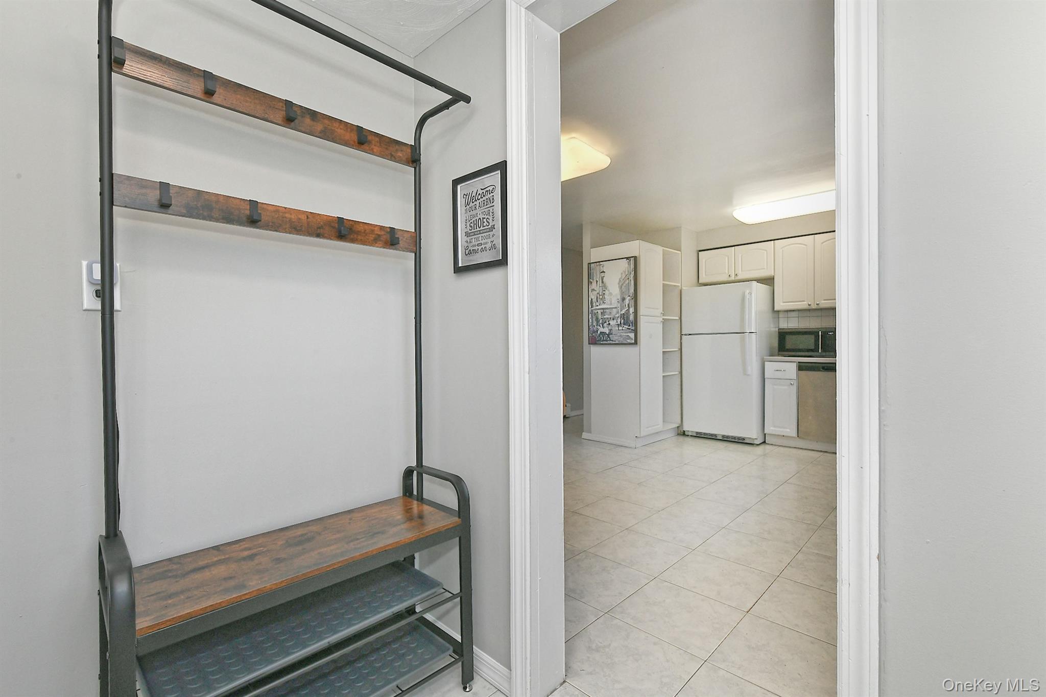 2086 Washington Avenue — photo 8