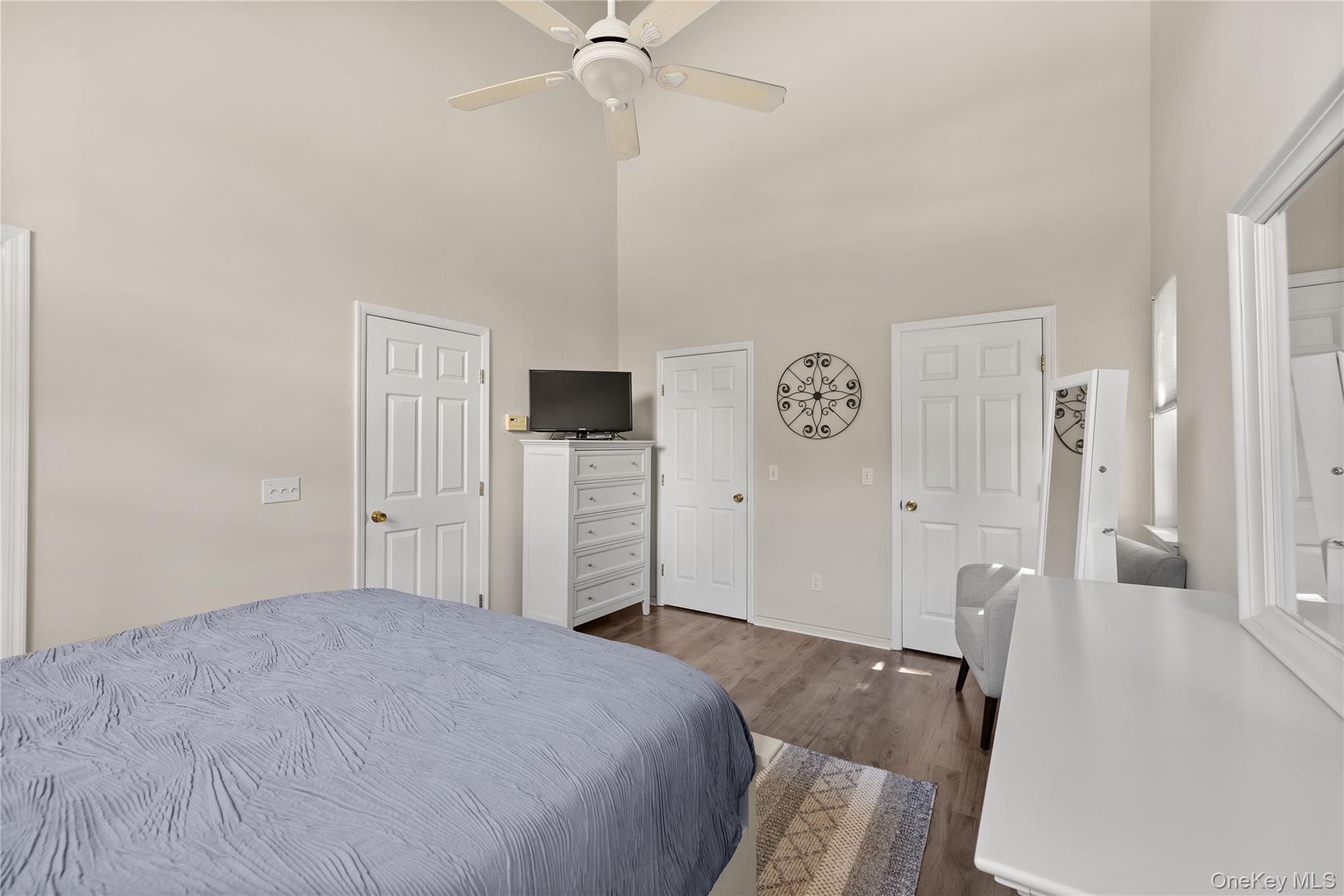 1 Hunting Hill Drive — photo 16
