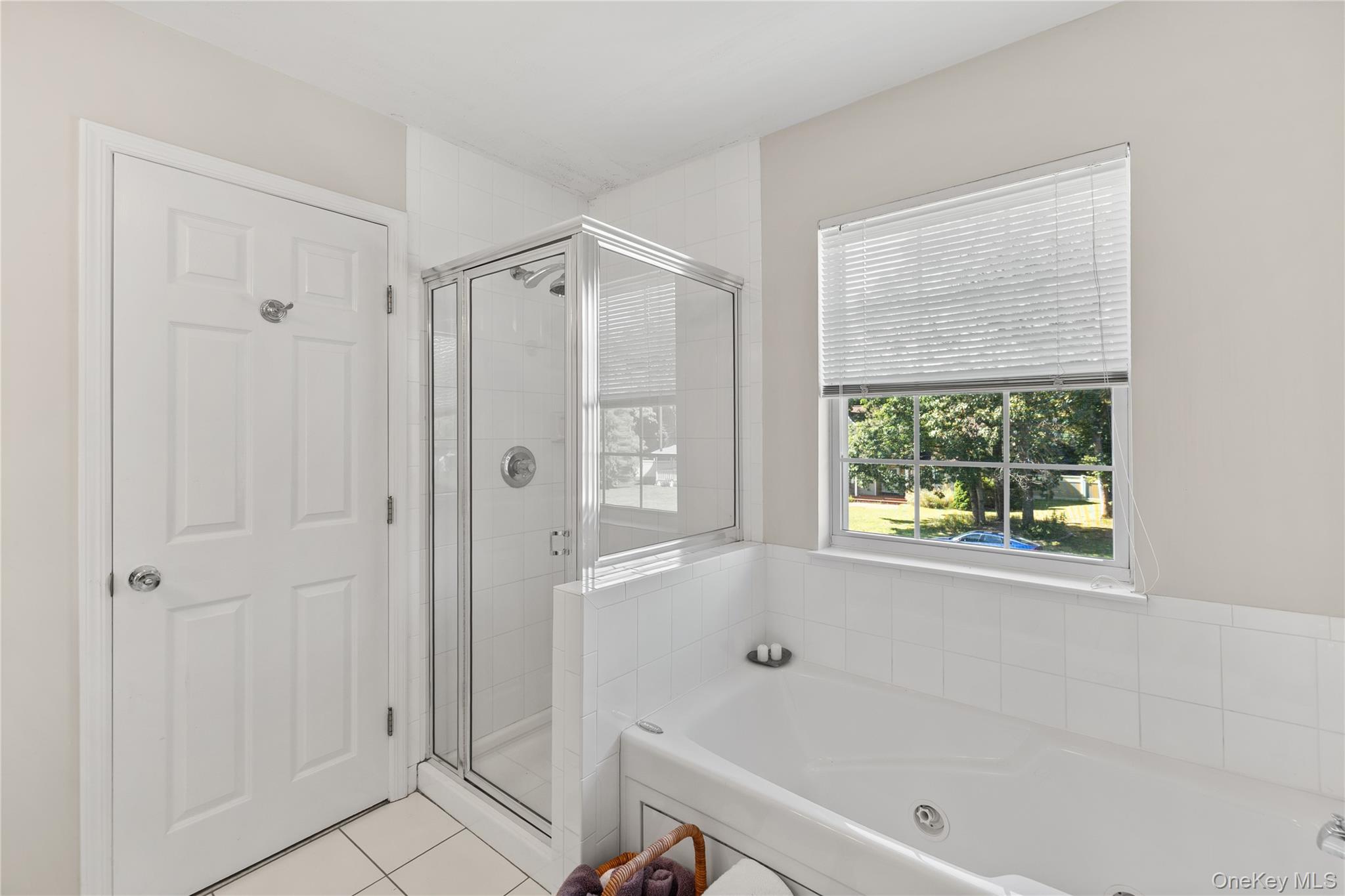 1 Hunting Hill Drive — photo 18