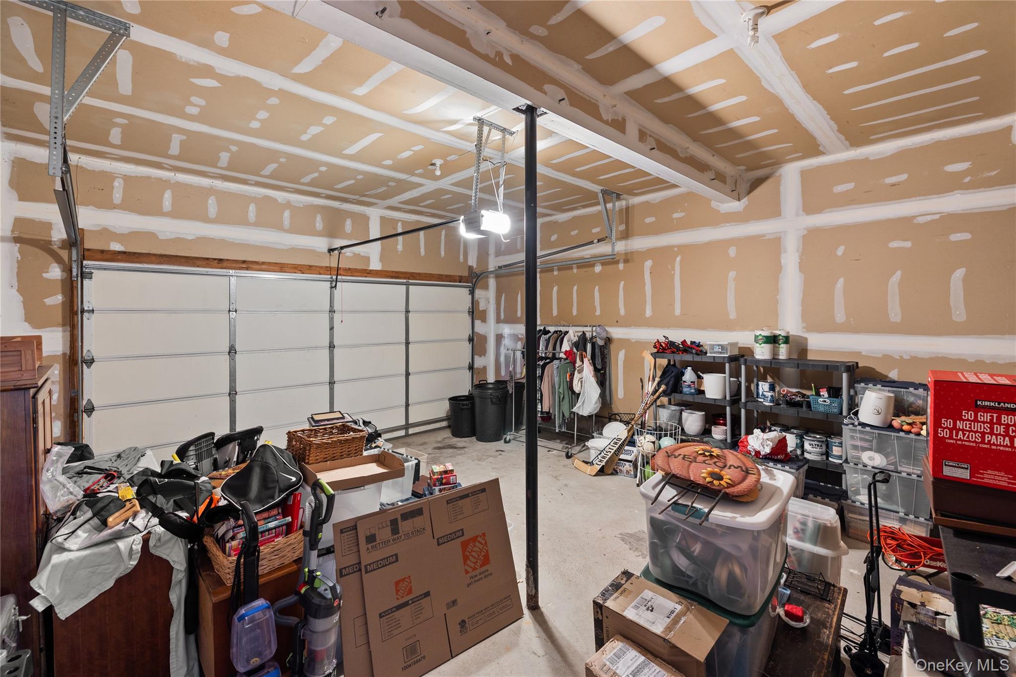 1 Hunting Hill Drive — photo 21