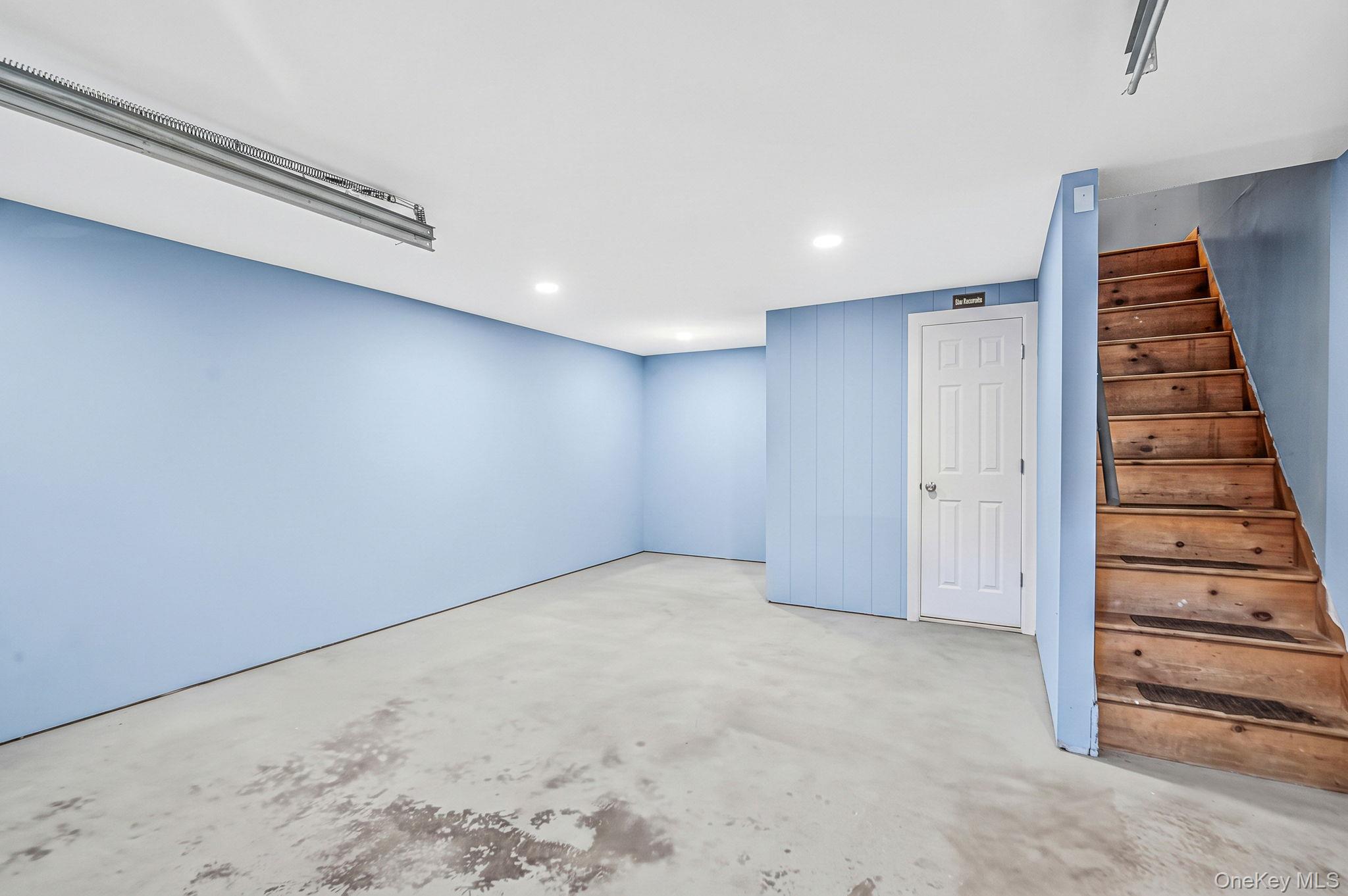 414 Avalon Place — photo 36