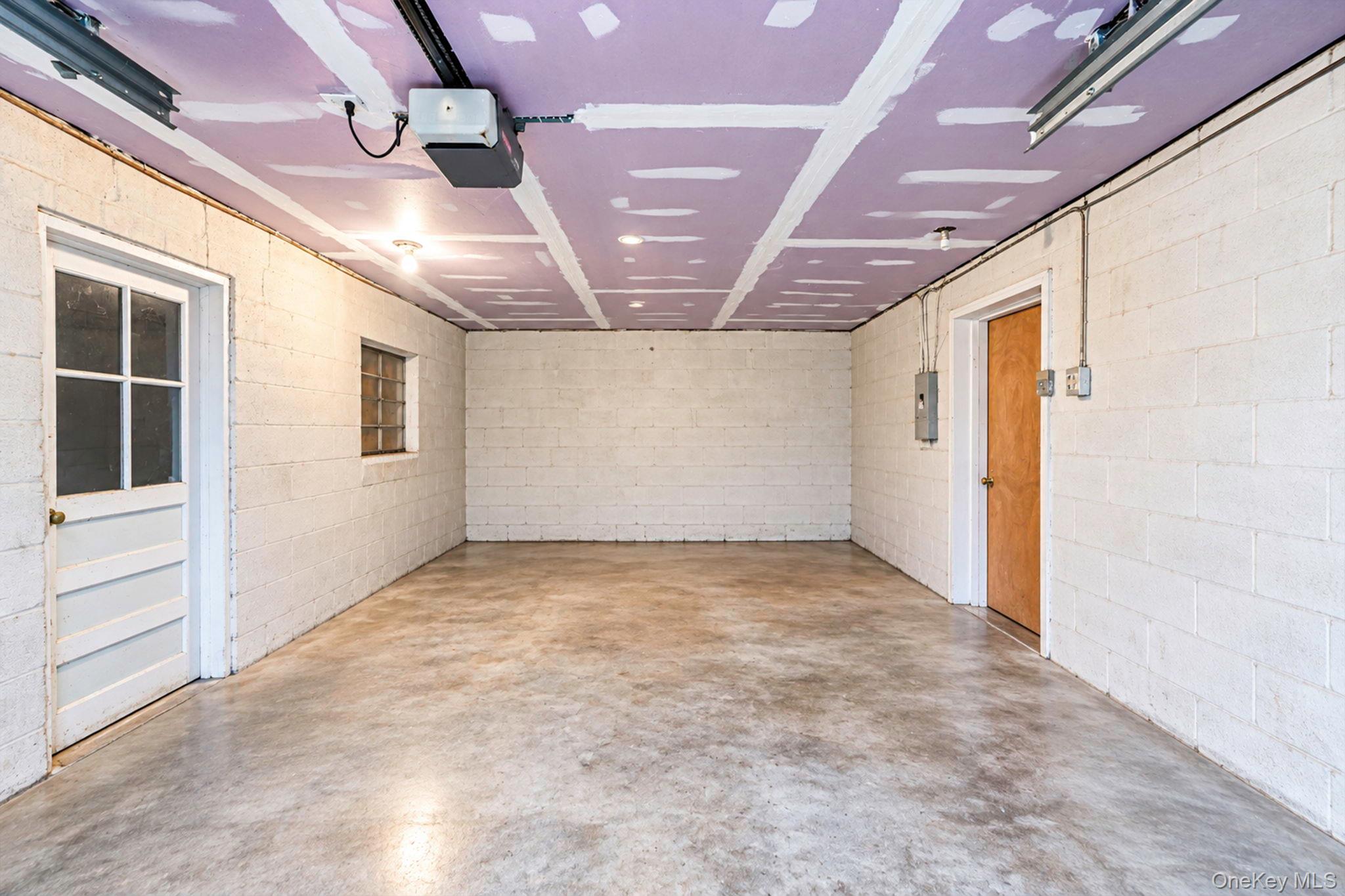 414 Avalon Place — photo 38
