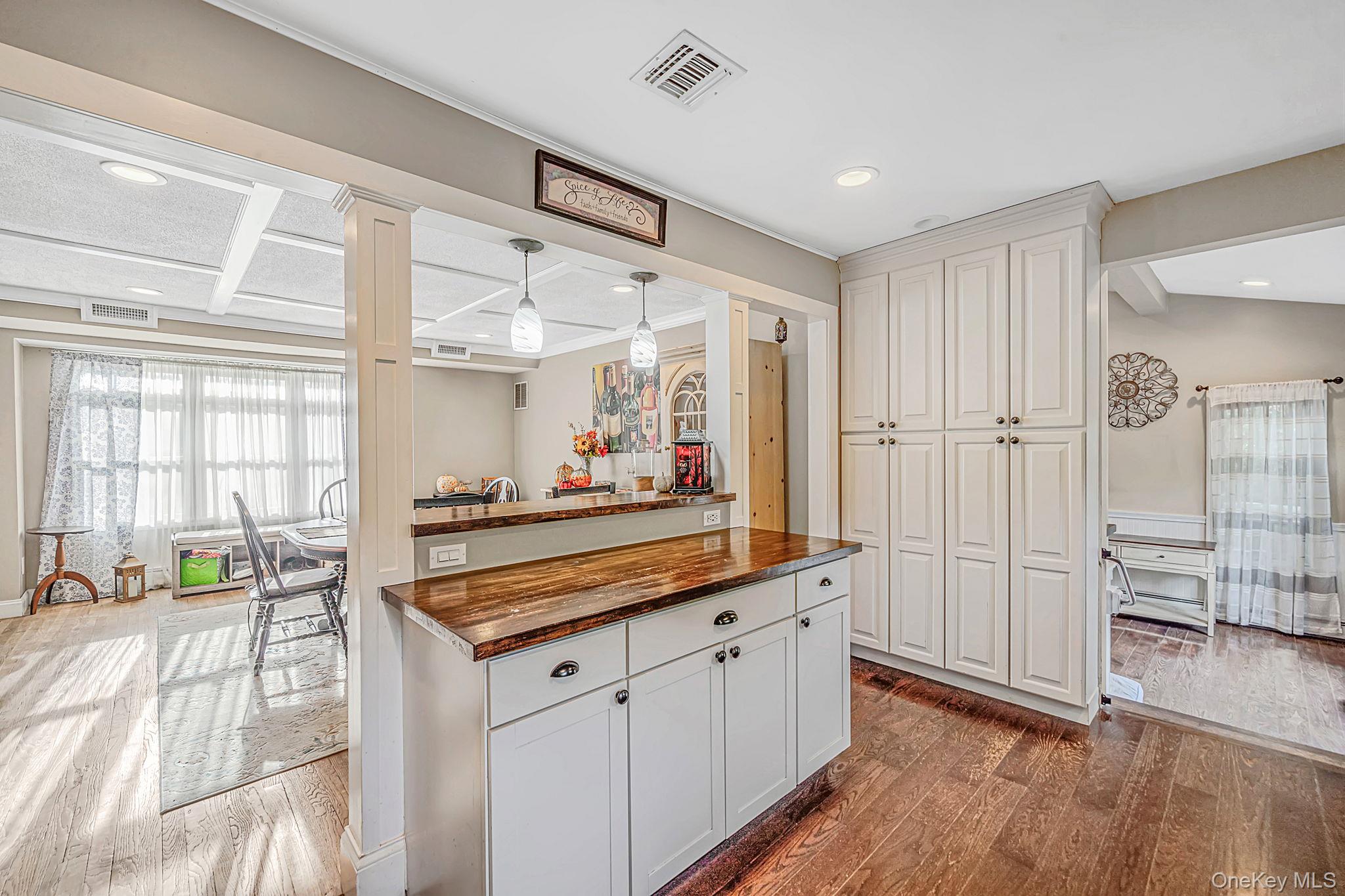 517 Waverly Avenue — photo 11