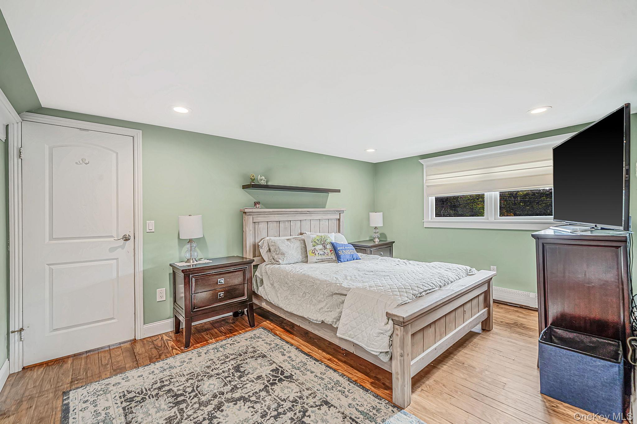 517 Waverly Avenue — photo 19