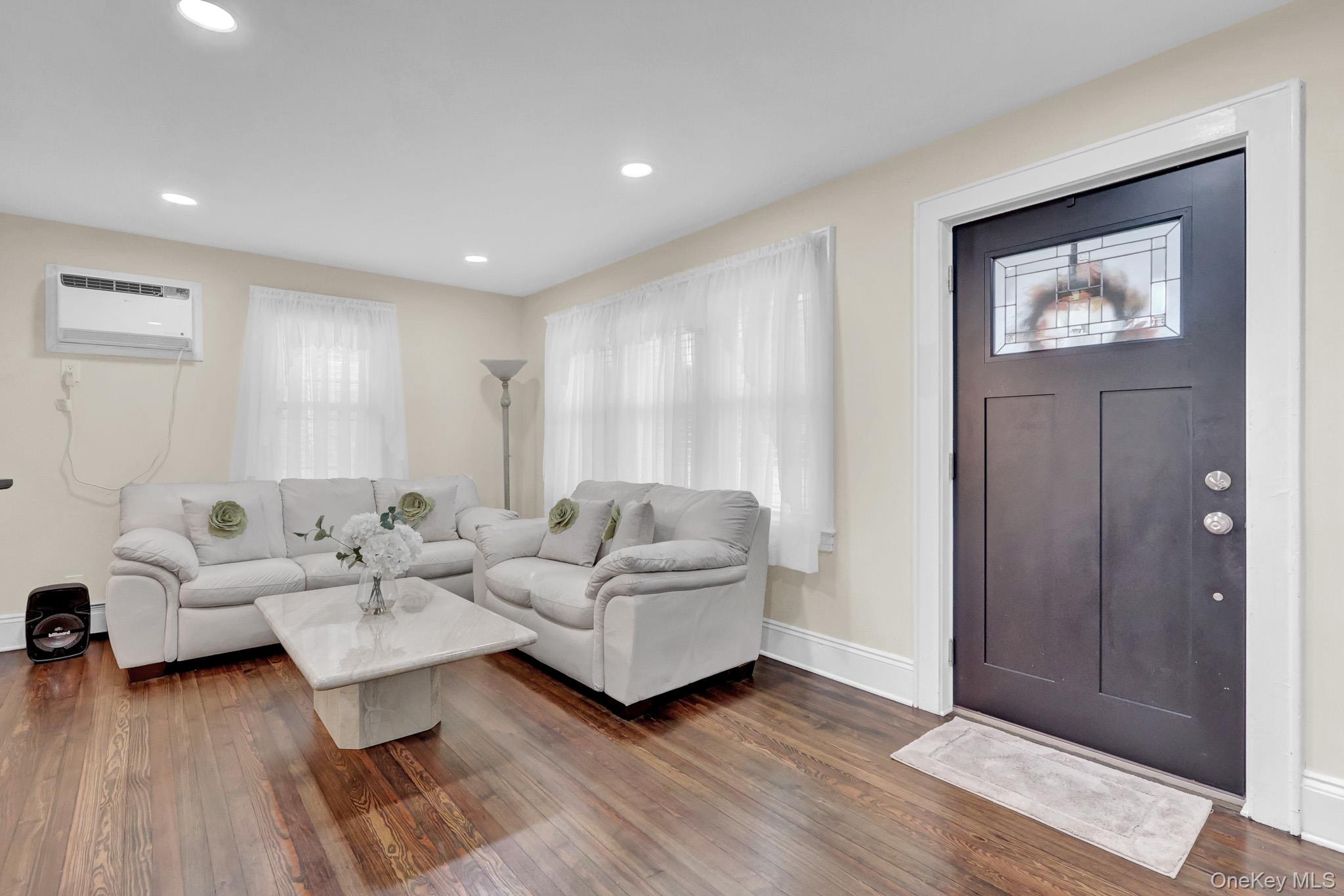 44 Brooks Avenue — photo 5