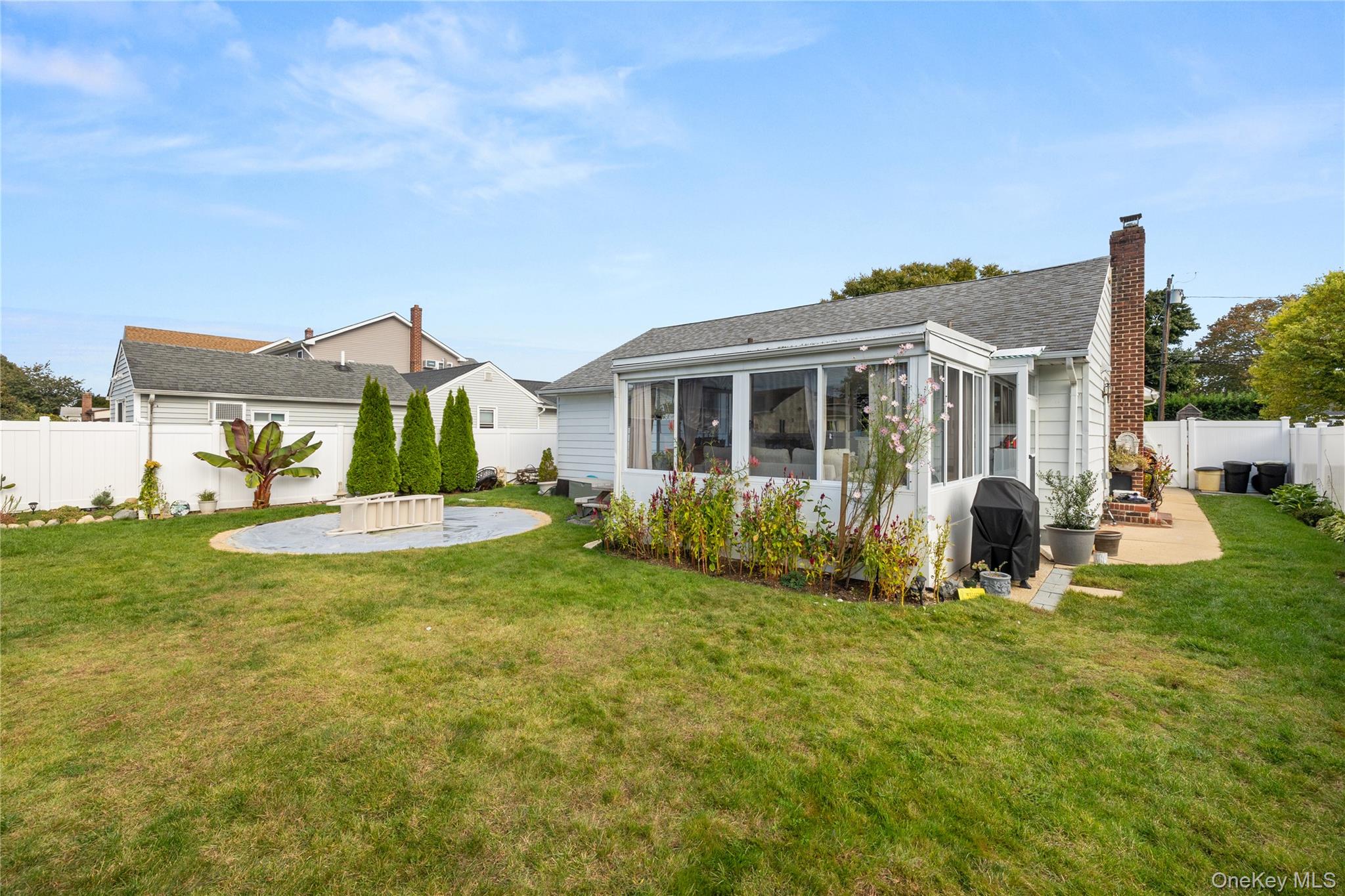 116 Massapequa Avenue — photo 18