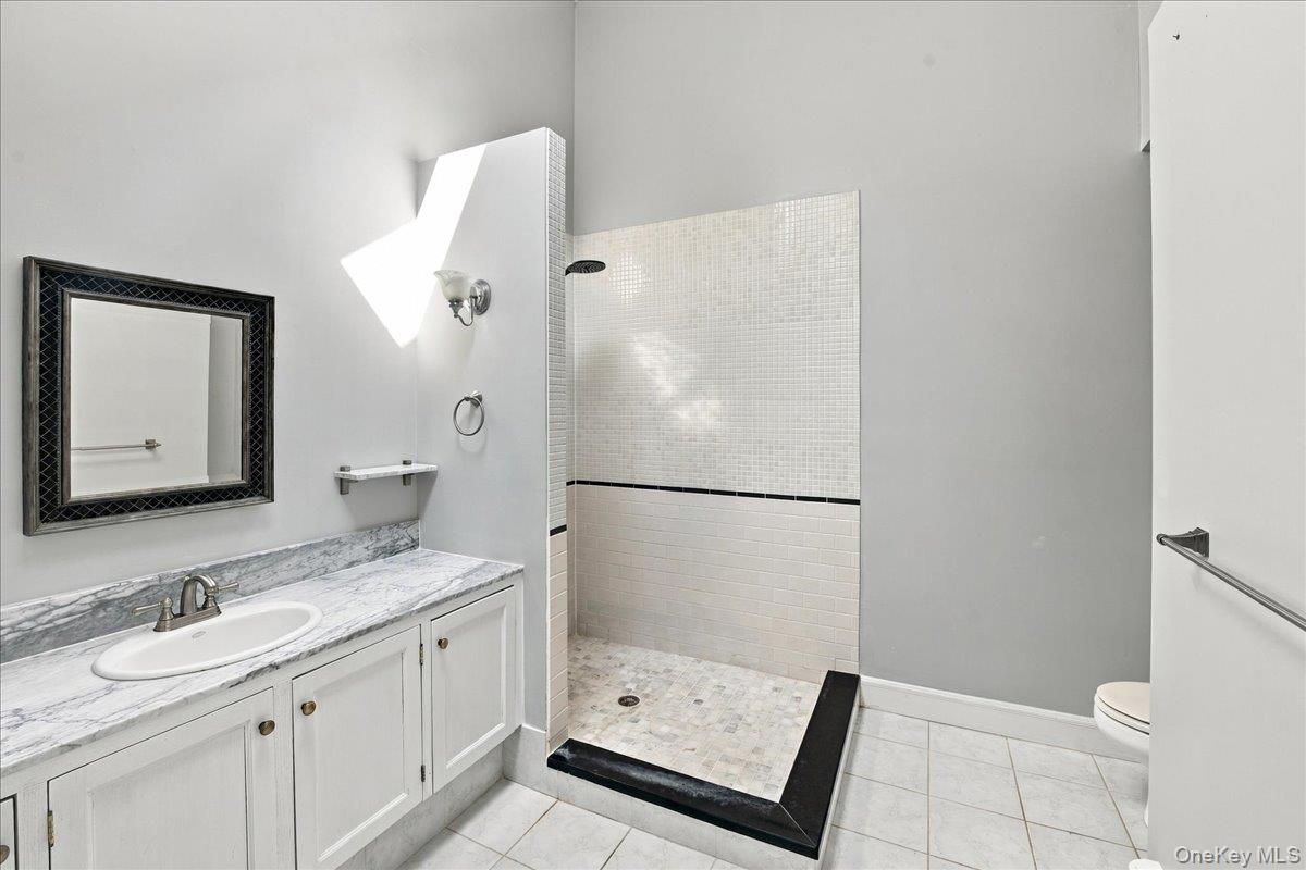 68 Don Street — photo 15